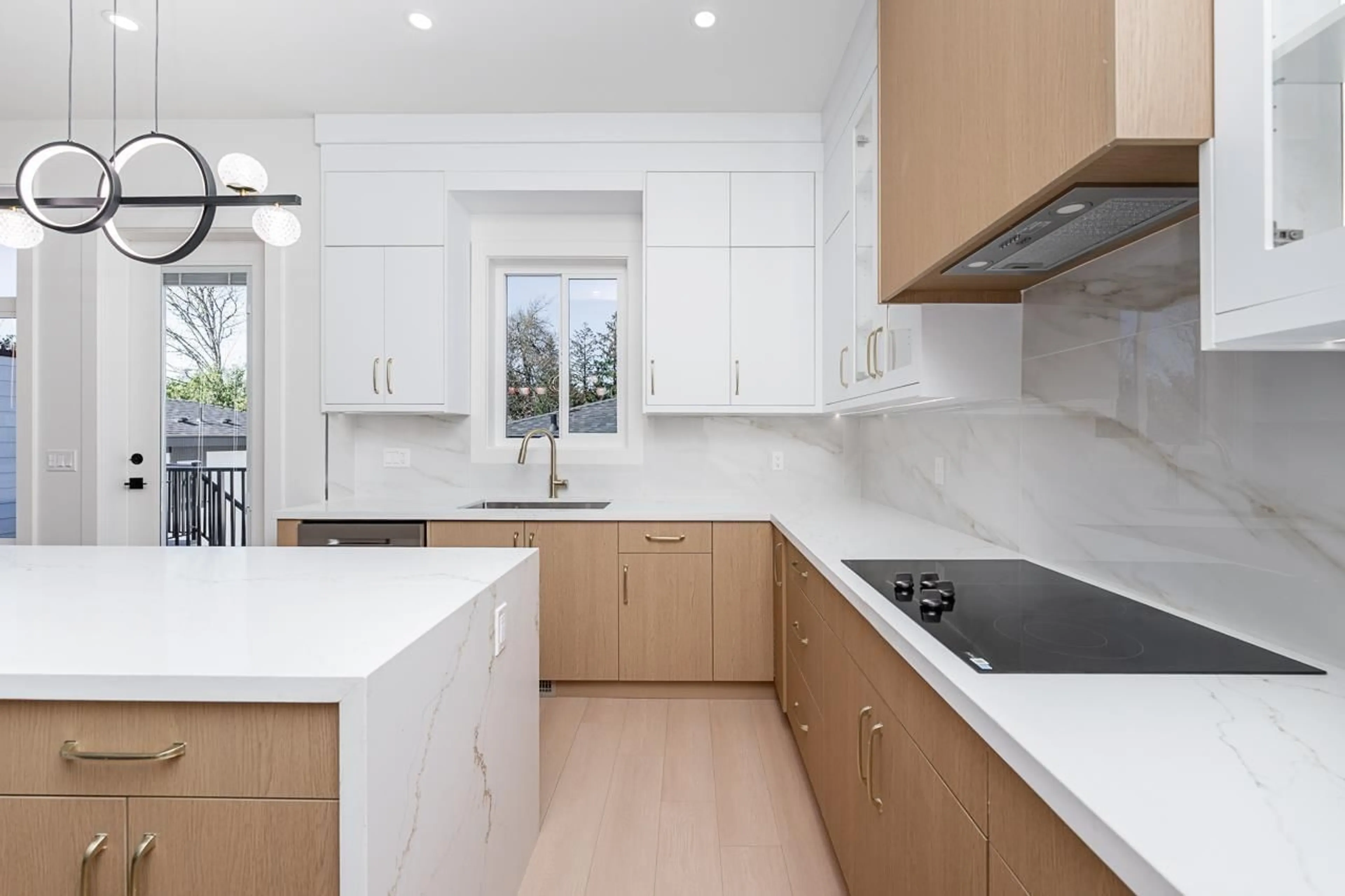 Contemporary kitchen, unknown for 2 - 14259 PARK DRIVE, Surrey British Columbia V3R5P1
