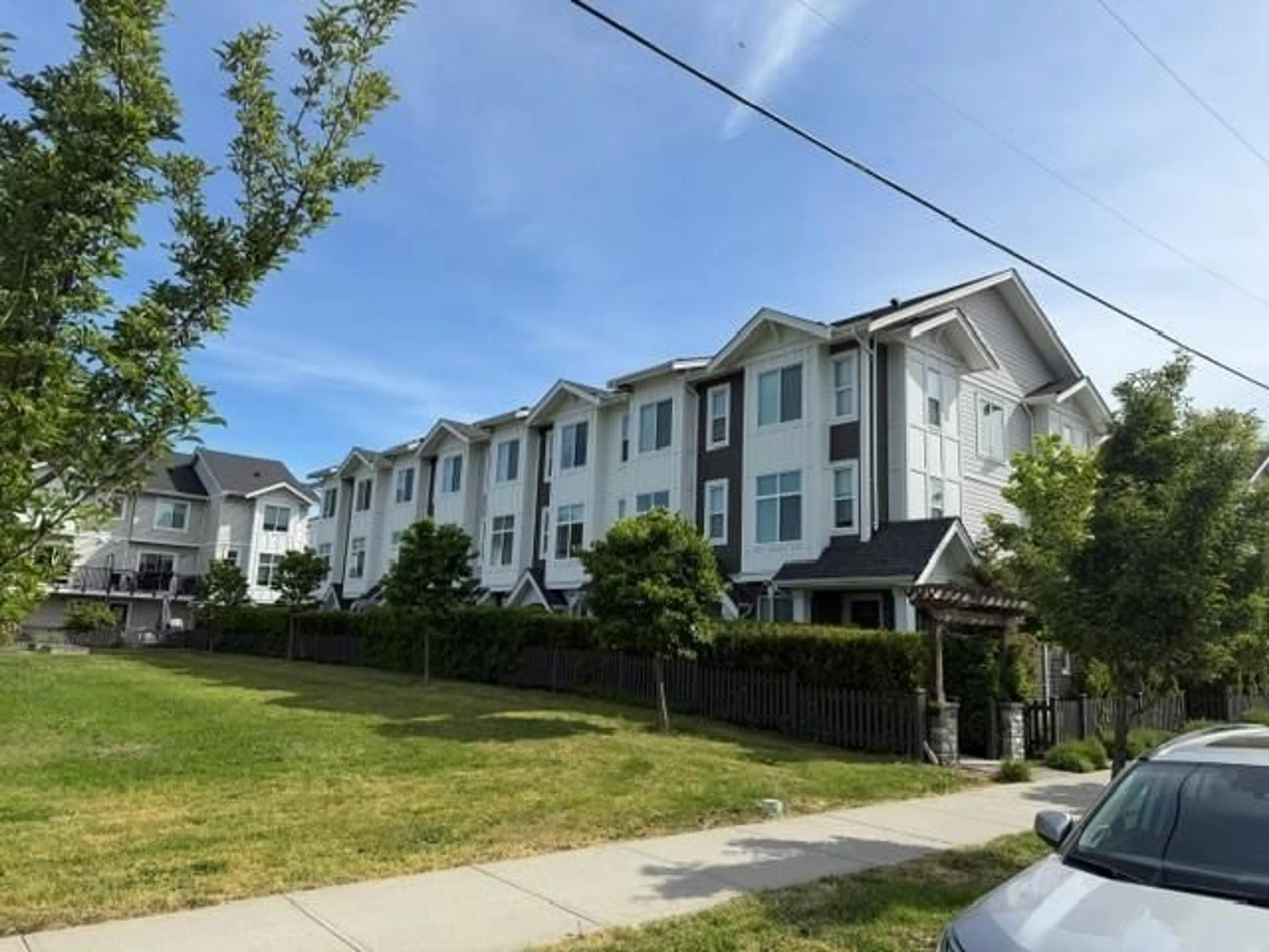 Unknown for 30 - 12073 62 AVENUE, Surrey British Columbia V3X0K4