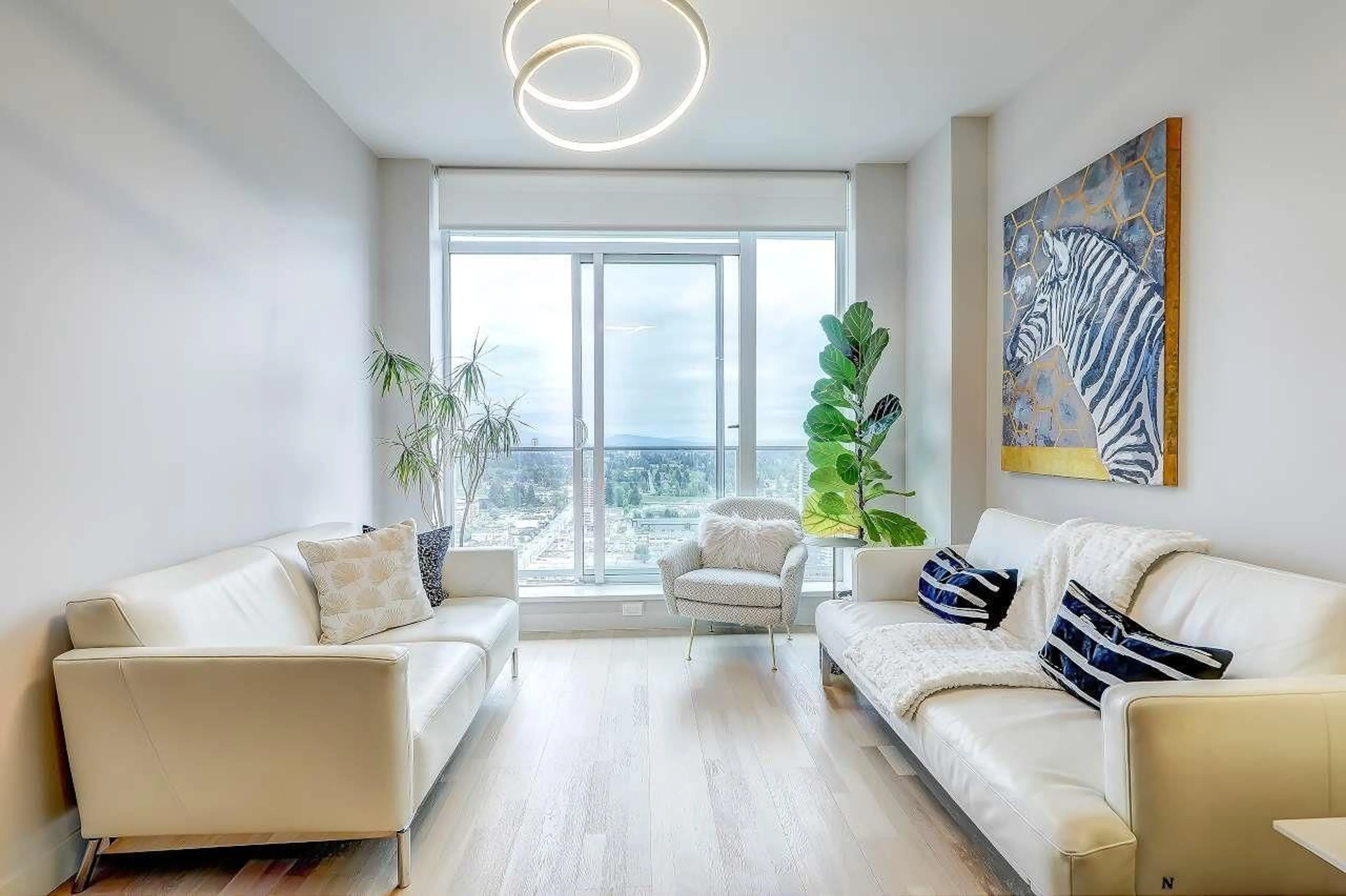 Living room with furniture, unknown for 3904 - 13495 CENTRAL AVENUE, Surrey British Columbia V3T0K2