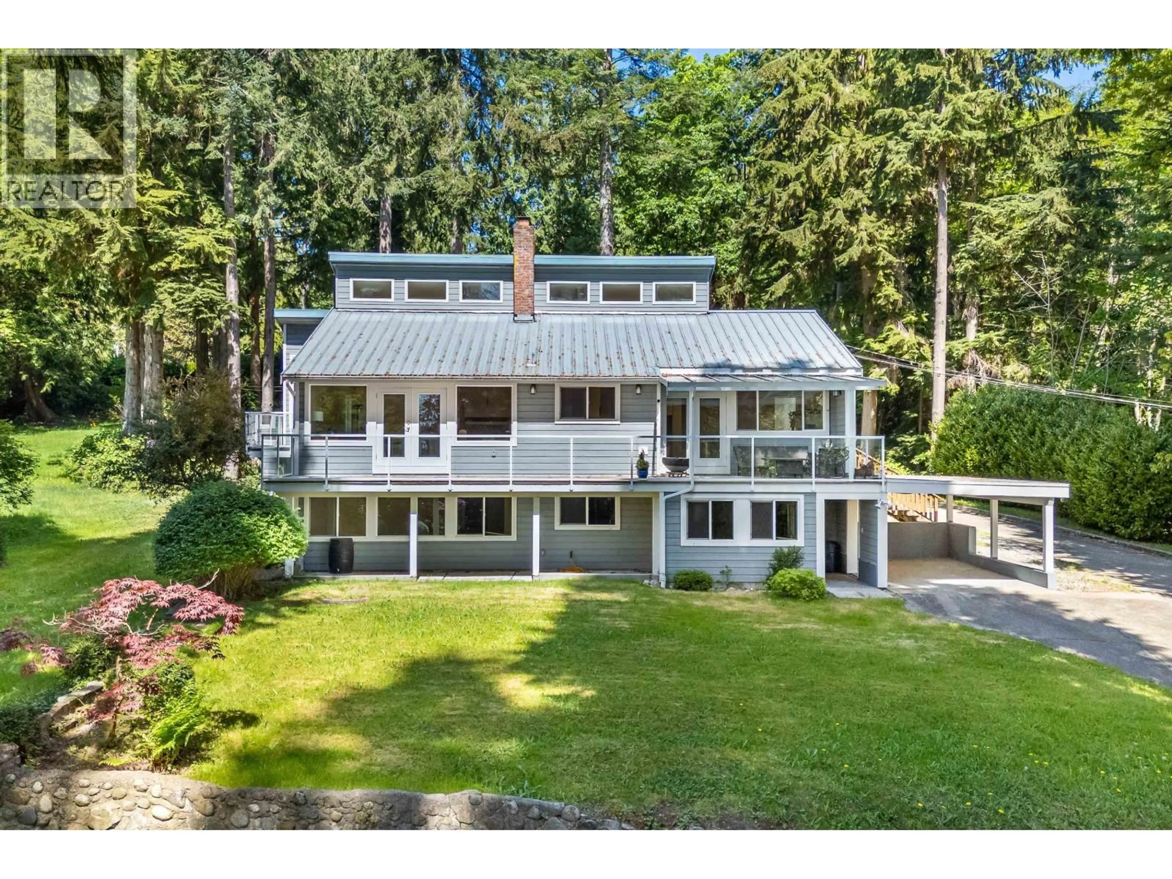 A pic from outside/outdoor area/front of a property/back of a property/a pic from drone, water/lake/river/ocean view for 914 GOWER POINT ROAD, Gibsons British Columbia V0N1V3