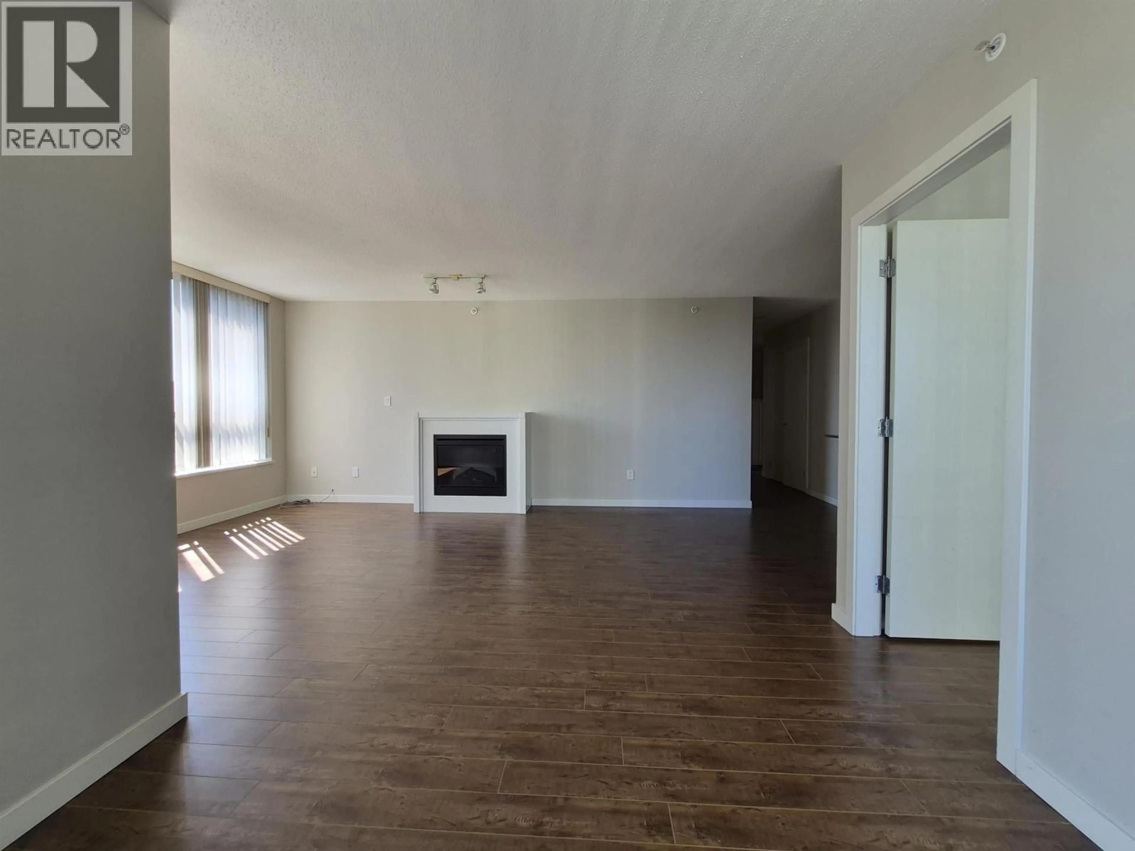 A pic of a room for 1703 - 2979 GLEN DRIVE, Coquitlam British Columbia V3B0B2