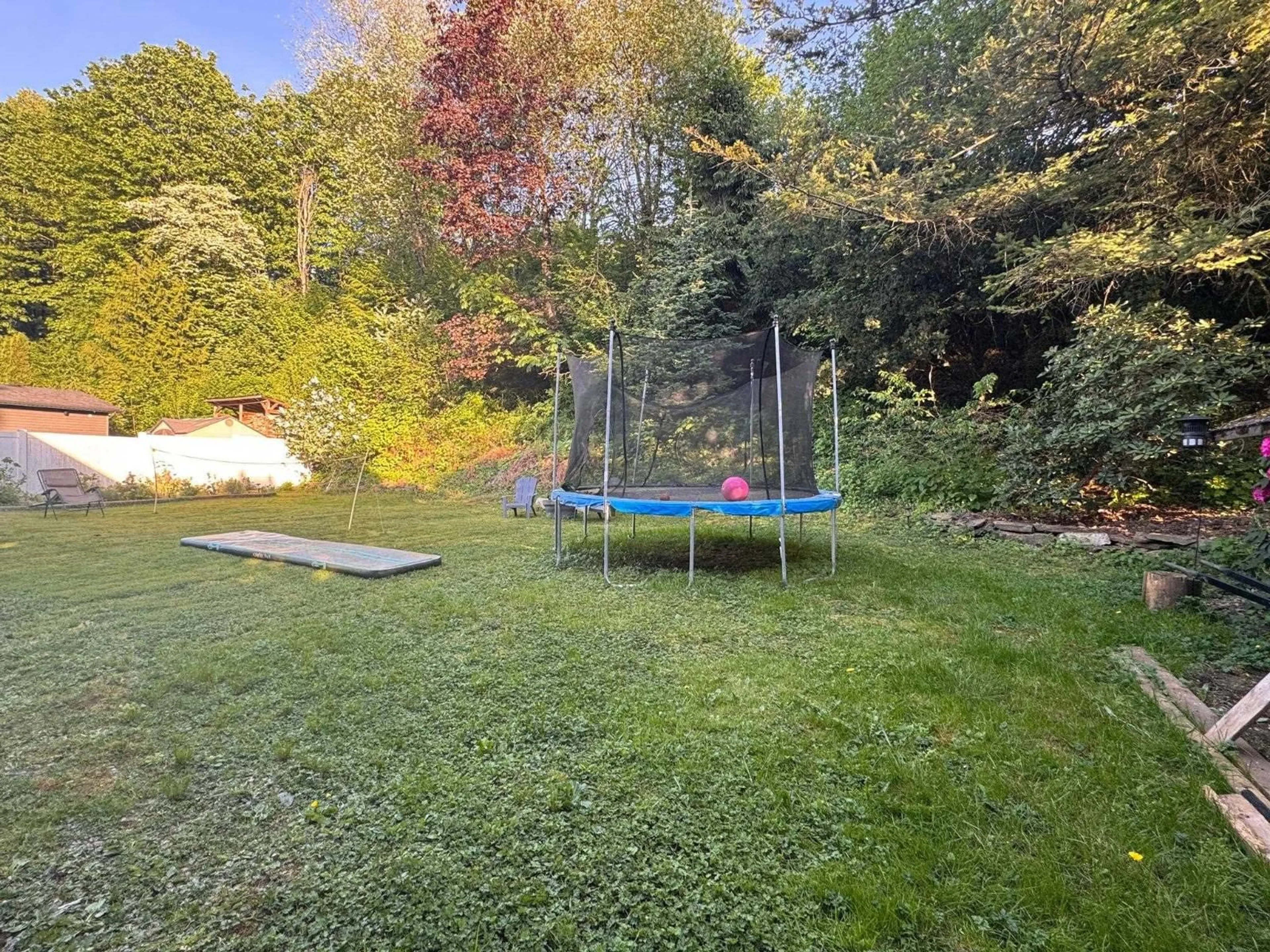 A pic from outside/outdoor area/front of a property/back of a property/a pic from drone, forest/trees view for 35014 HIGH DRIVE, Abbotsford British Columbia V2S4P6