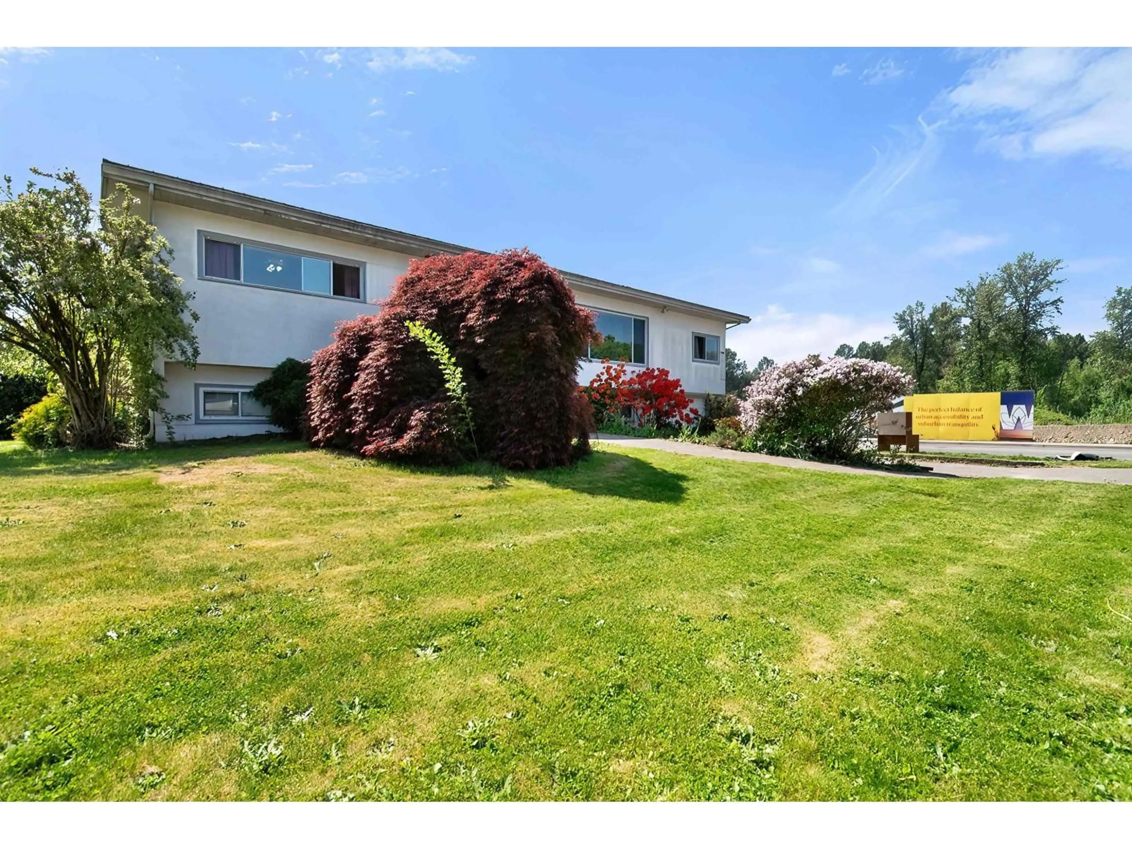 A pic from outside/outdoor area/front of a property/back of a property/a pic from drone, unknown for 45378 PRINCESS AVENUE, Chilliwack British Columbia V2P2C2