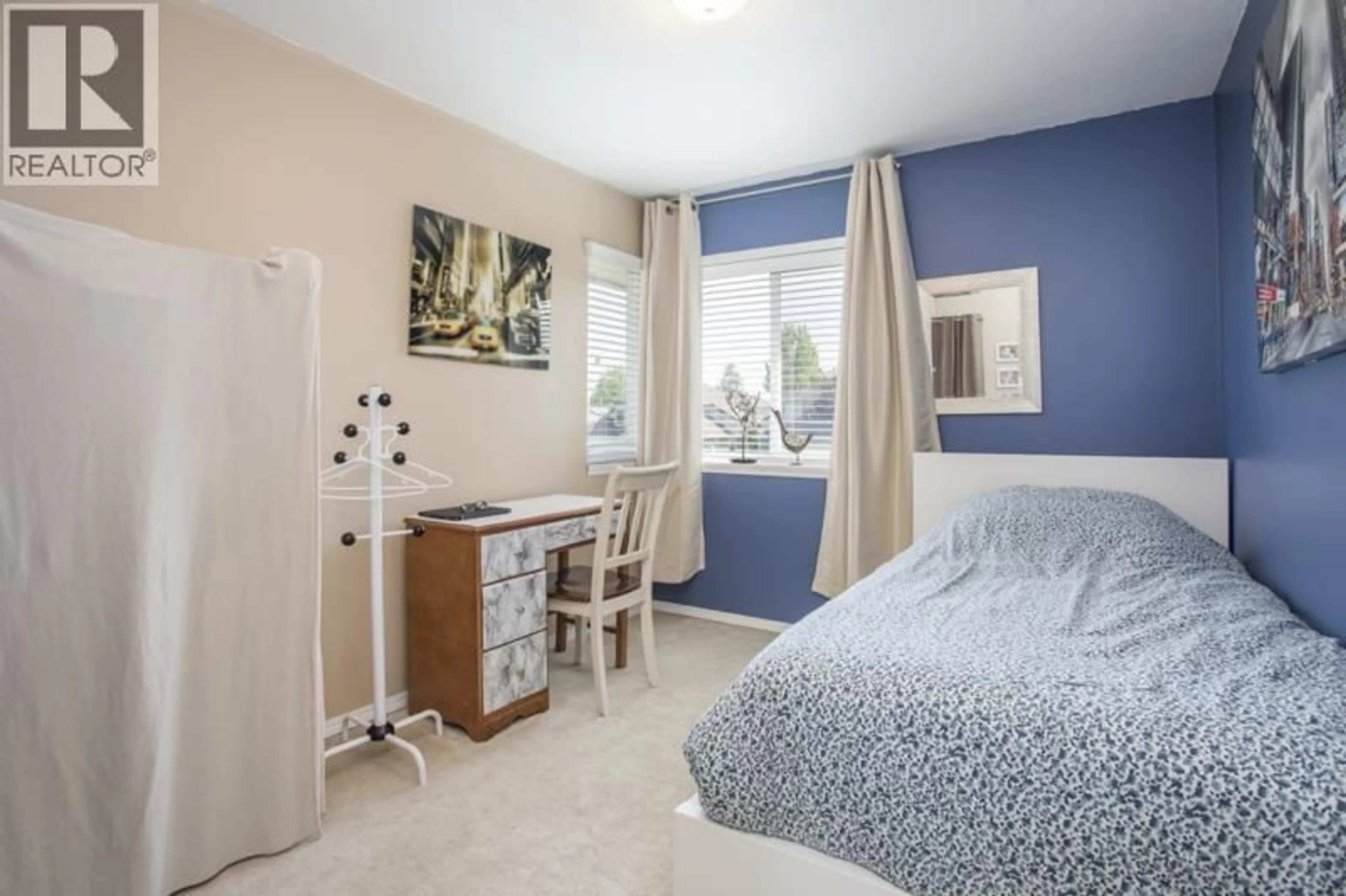Unknown for 12181 CHESTNUT CRESCENT, Pitt Meadows British Columbia V3Y2C8