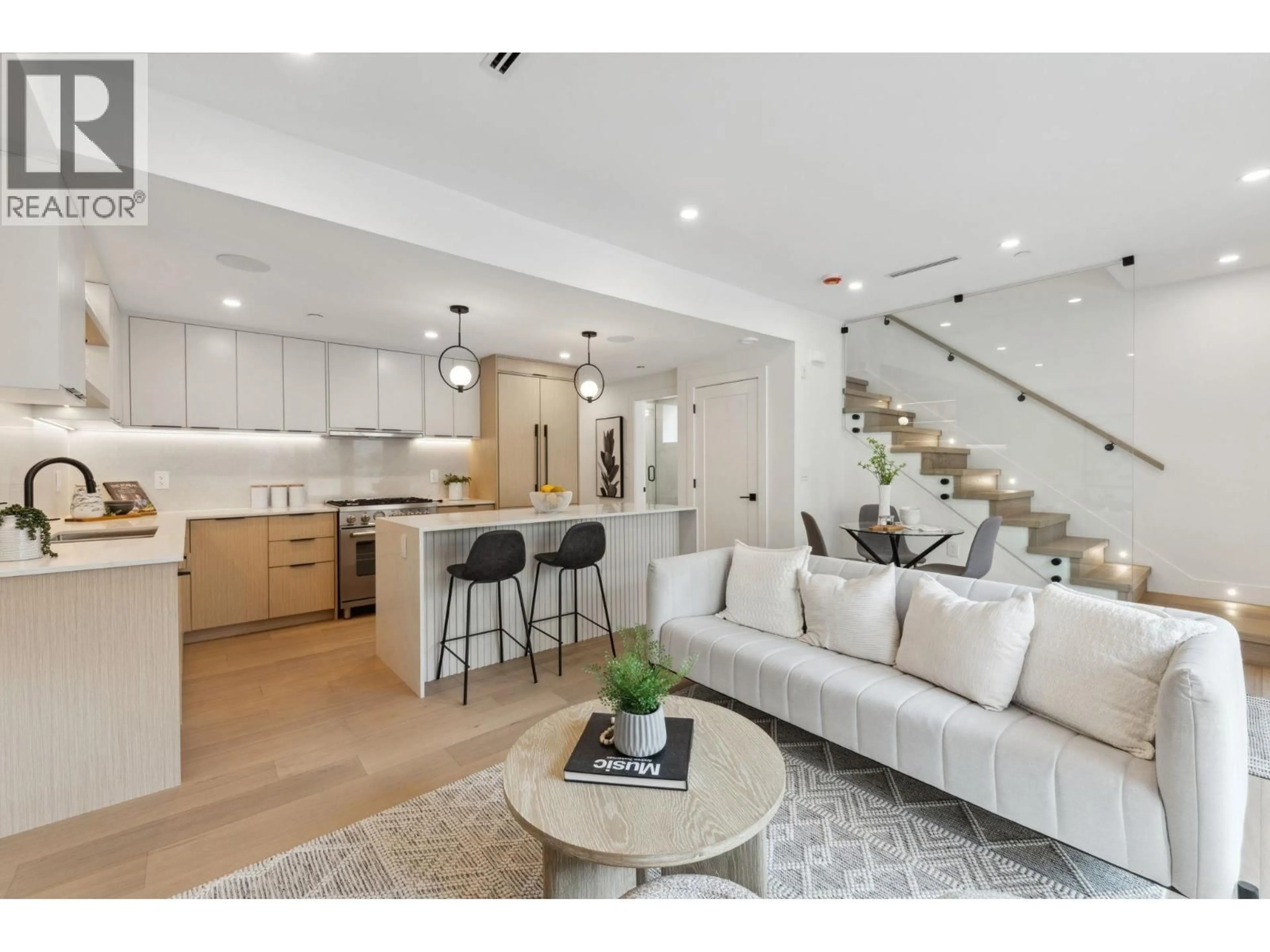 Open concept kitchen, unknown for 3383 VICTORIA DRIVE, Vancouver British Columbia V5N4M3