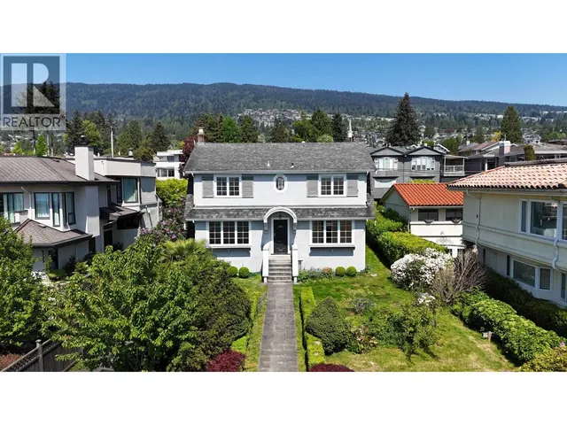 2361 BELLEVUE AVENUE, West Vancouver 3
