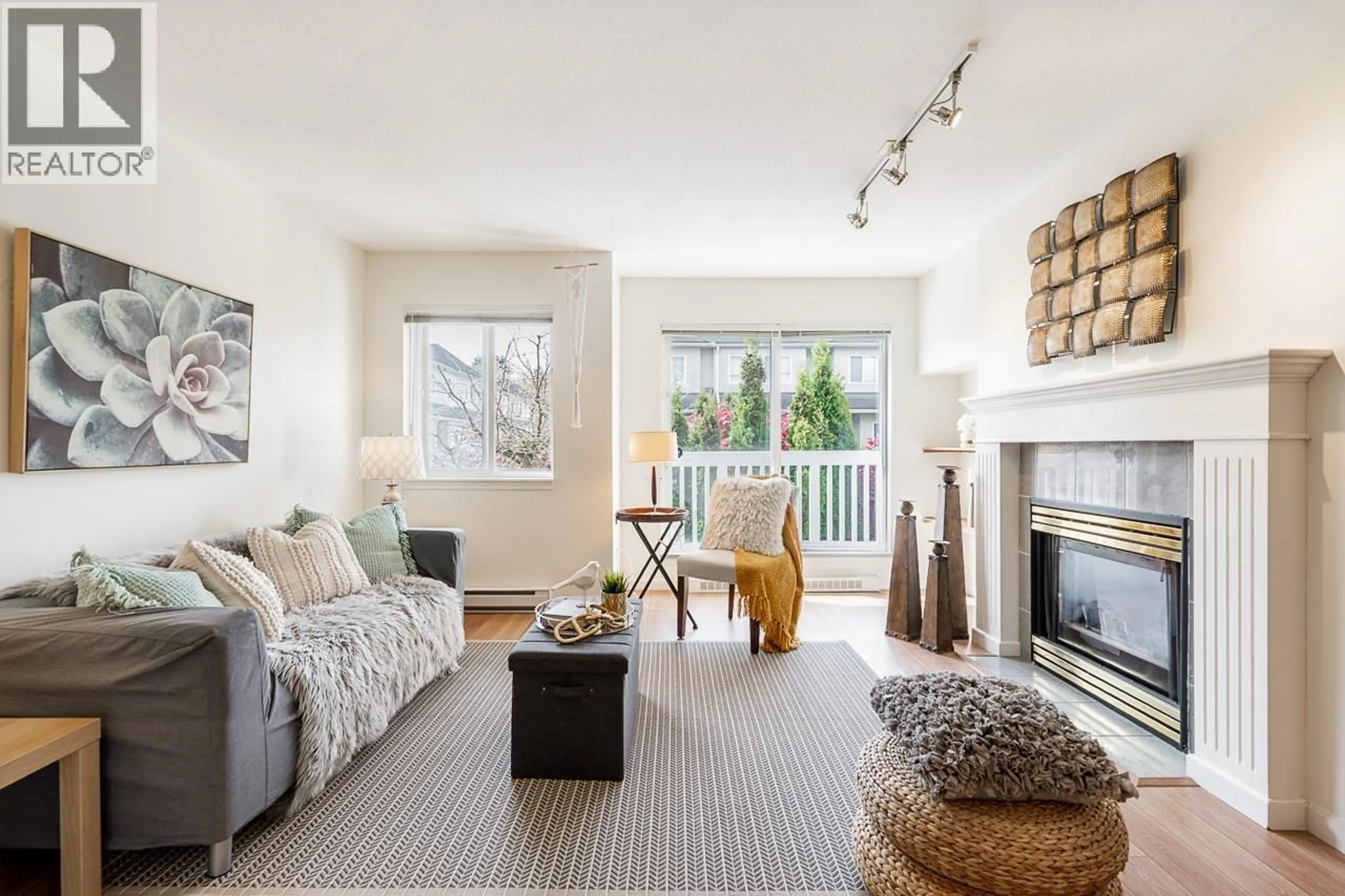 Living room with furniture, unknown for 35 - 7831 GARDEN CITY ROAD, Richmond British Columbia V6Y4A3