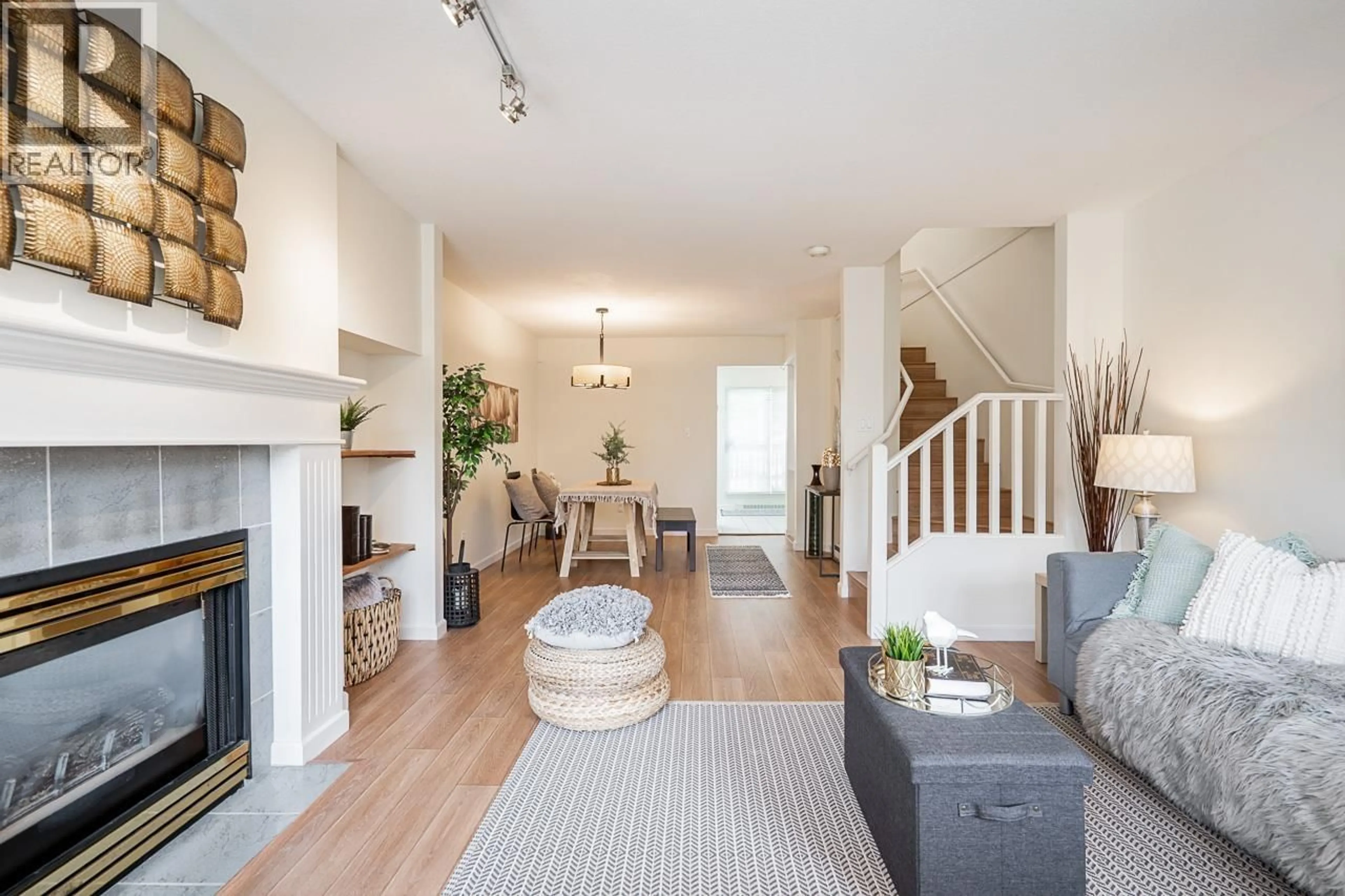 Living room with furniture, unknown for 35 - 7831 GARDEN CITY ROAD, Richmond British Columbia V6Y4A3