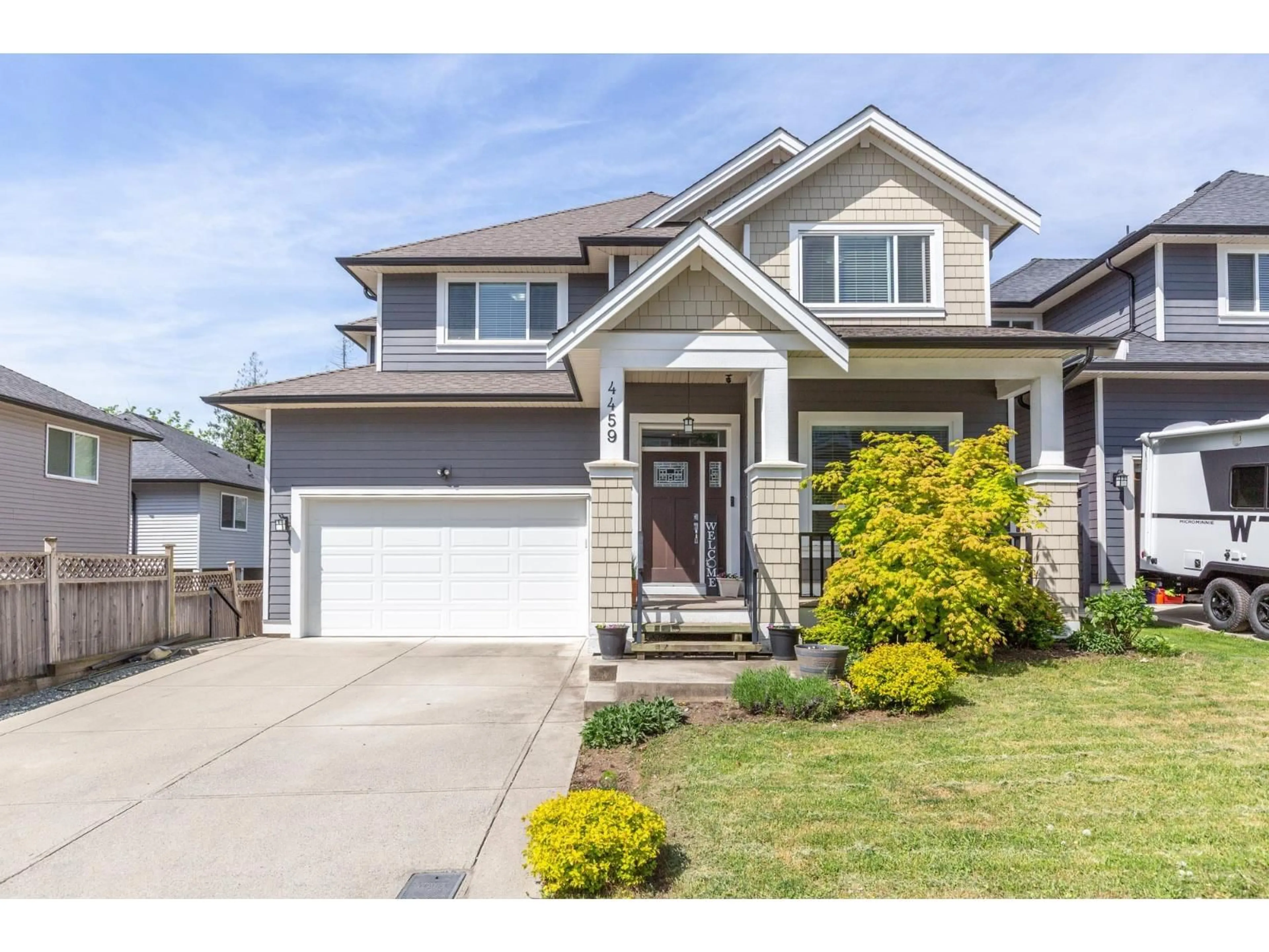 Home with vinyl exterior material, street for 4459 FARINA ROAD, Abbotsford British Columbia V3G0E8