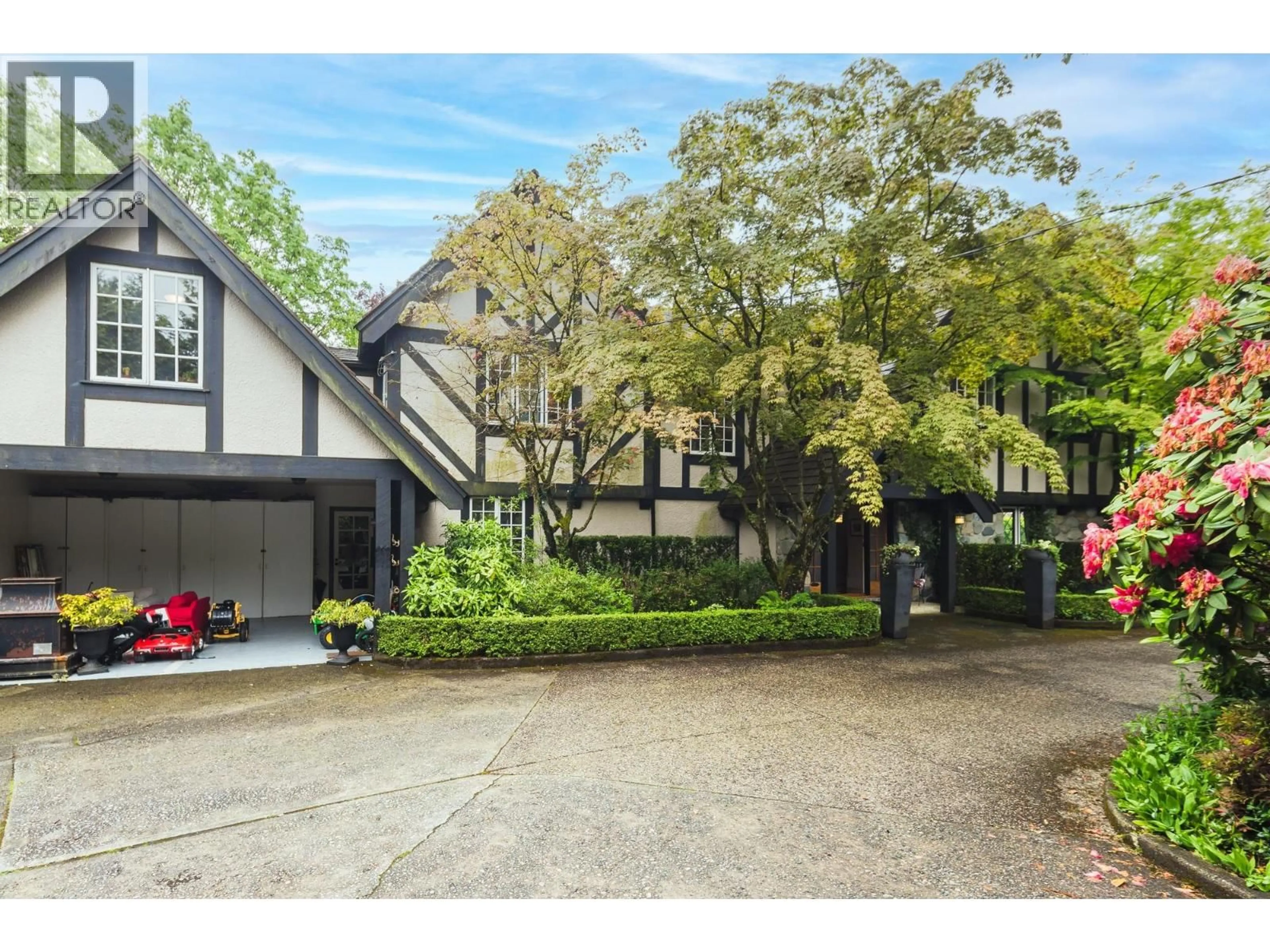 Unknown for 1850 MATHERS AVENUE, West Vancouver British Columbia V7V2G8