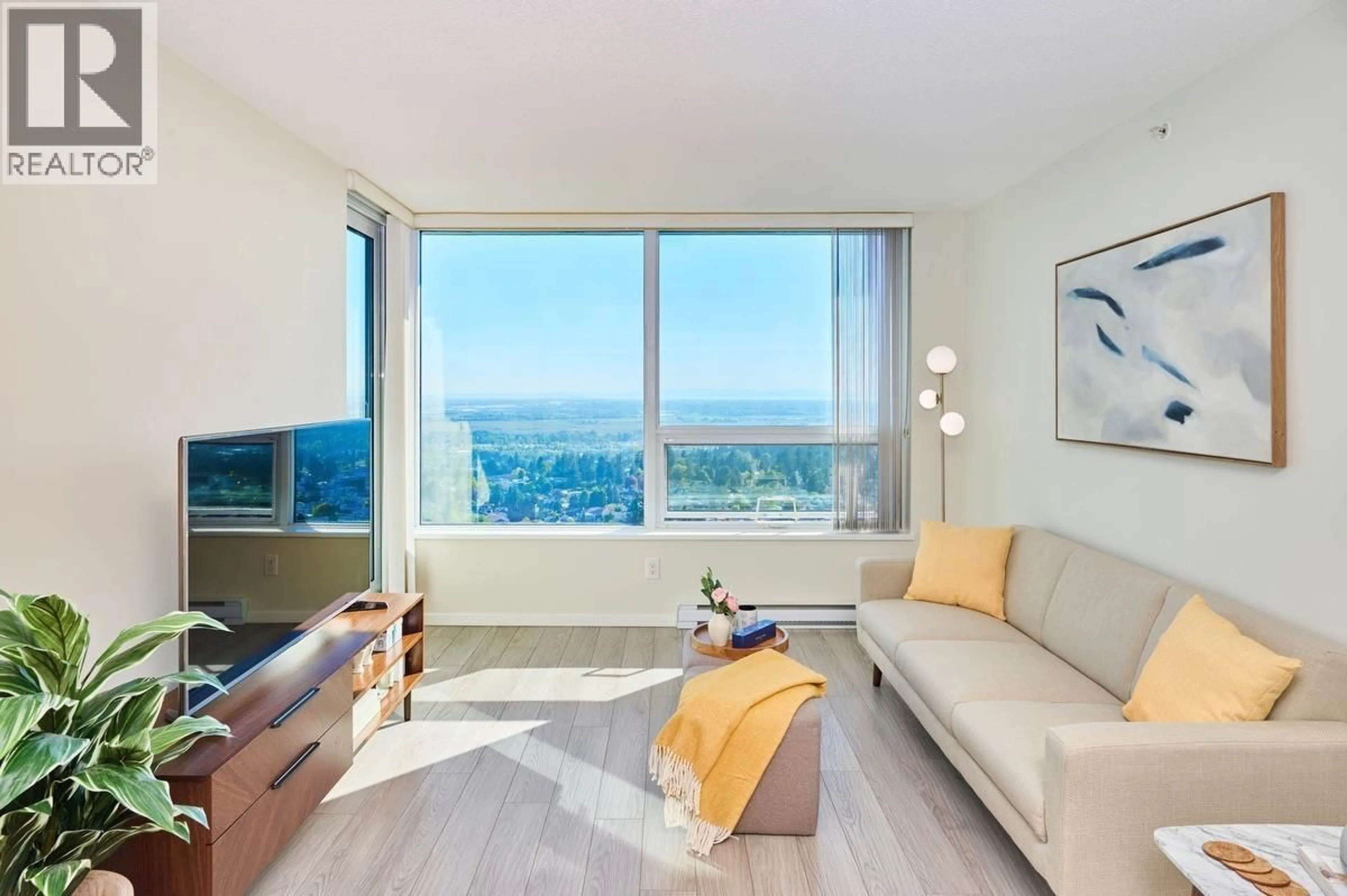Living room with furniture, unknown for 3503 - 6658 DOW AVENUE, Burnaby British Columbia V5H0C7