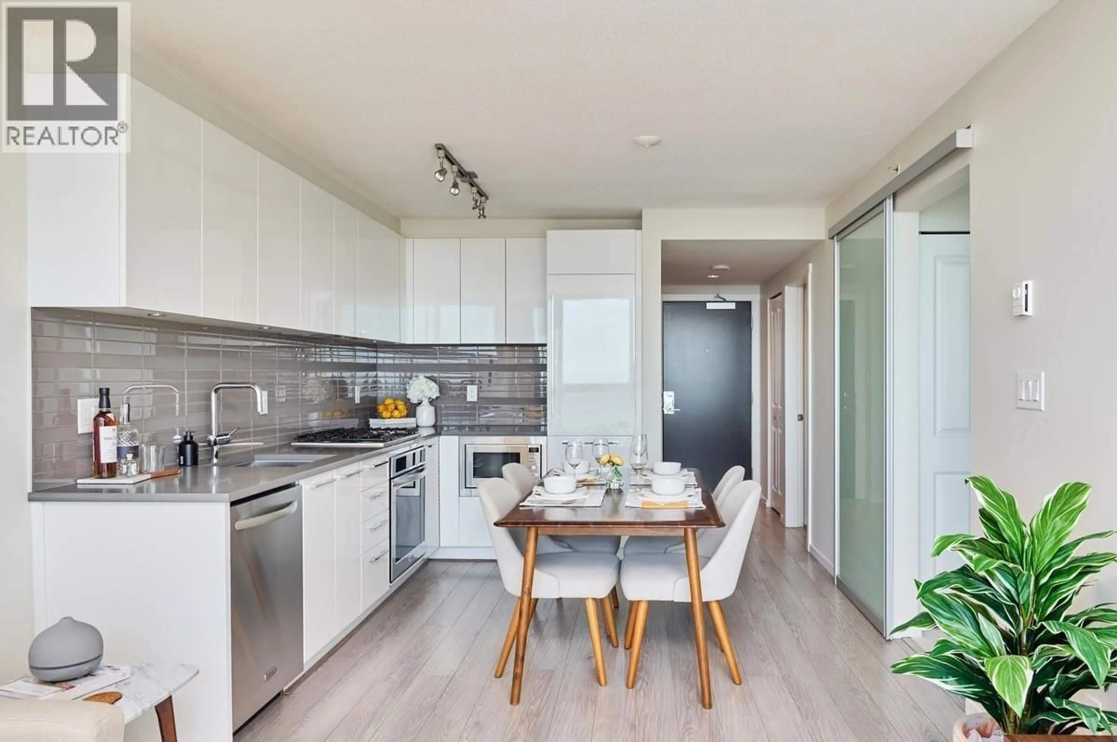 Unknown for 3503 - 6658 DOW AVENUE, Burnaby British Columbia V5H0C7