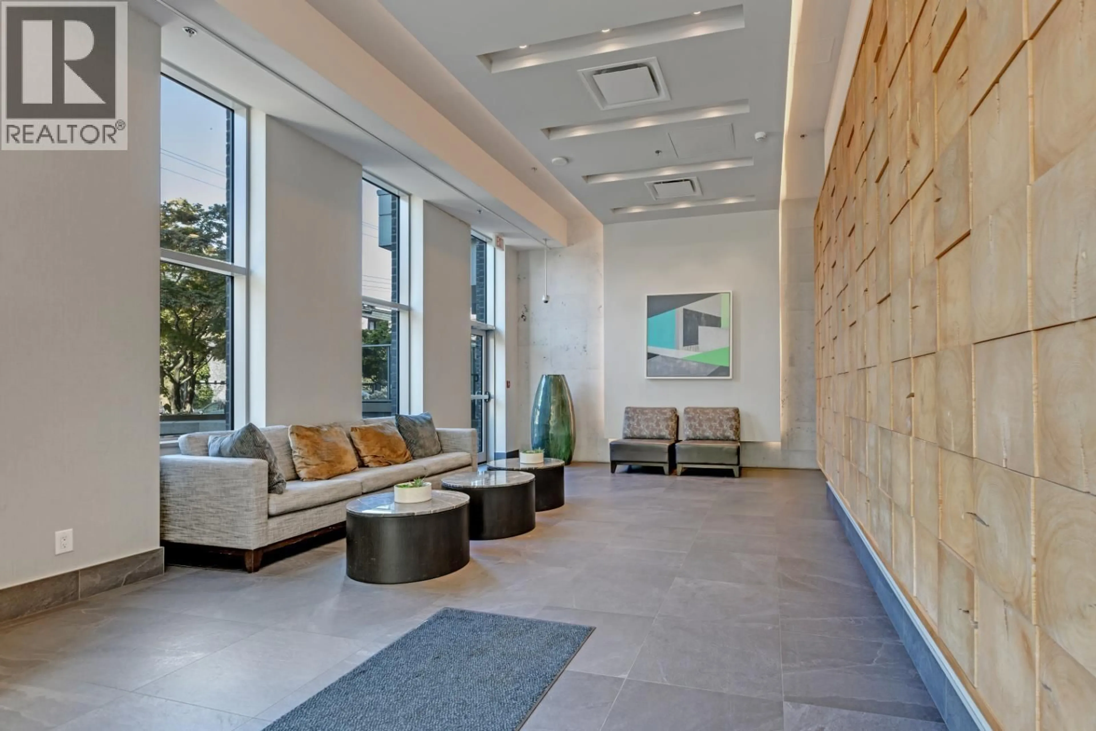 Lobby for 1401 - 150 15TH STREET, North Vancouver British Columbia V7M0C4