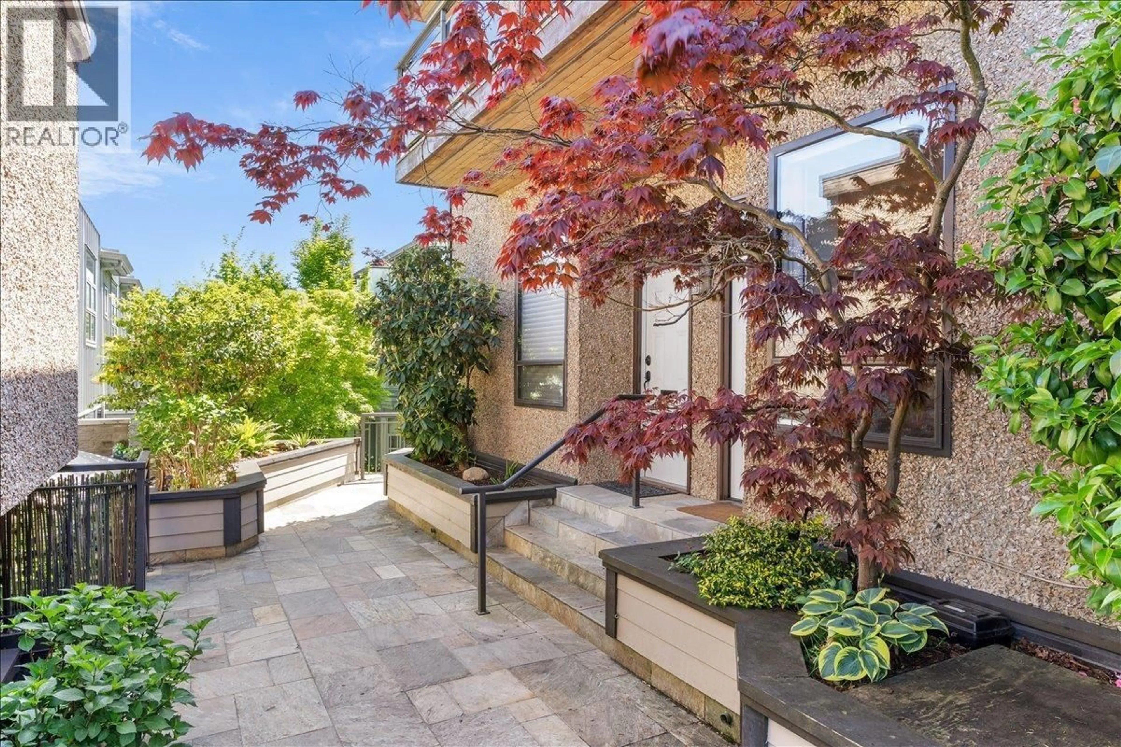 Patio, street for 8 - 1266 6TH AVENUE, Vancouver British Columbia V6H1A5