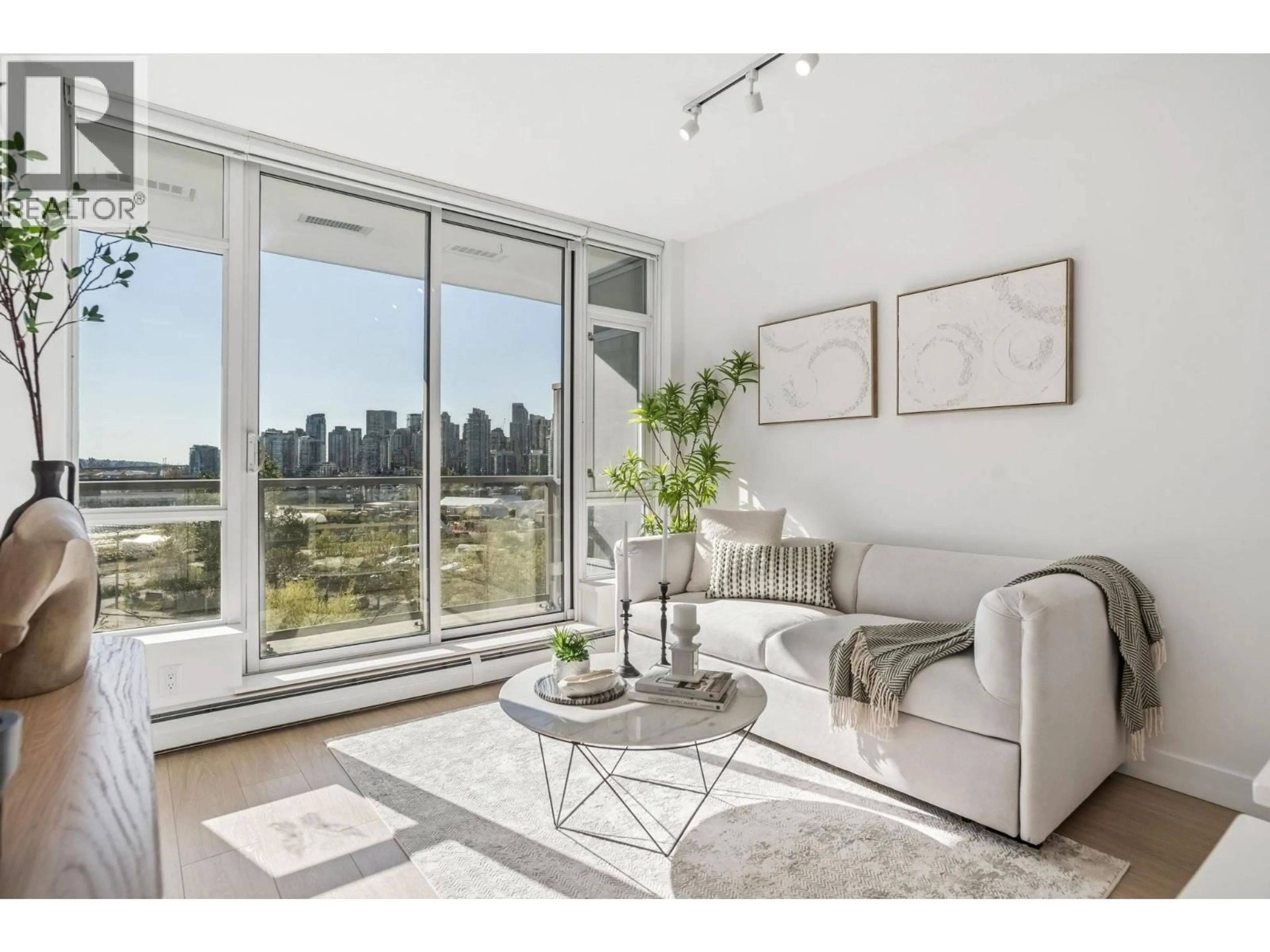 Living room with furniture, unknown for 605 - 1708 COLUMBIA STREET, Vancouver British Columbia V5Y0H7
