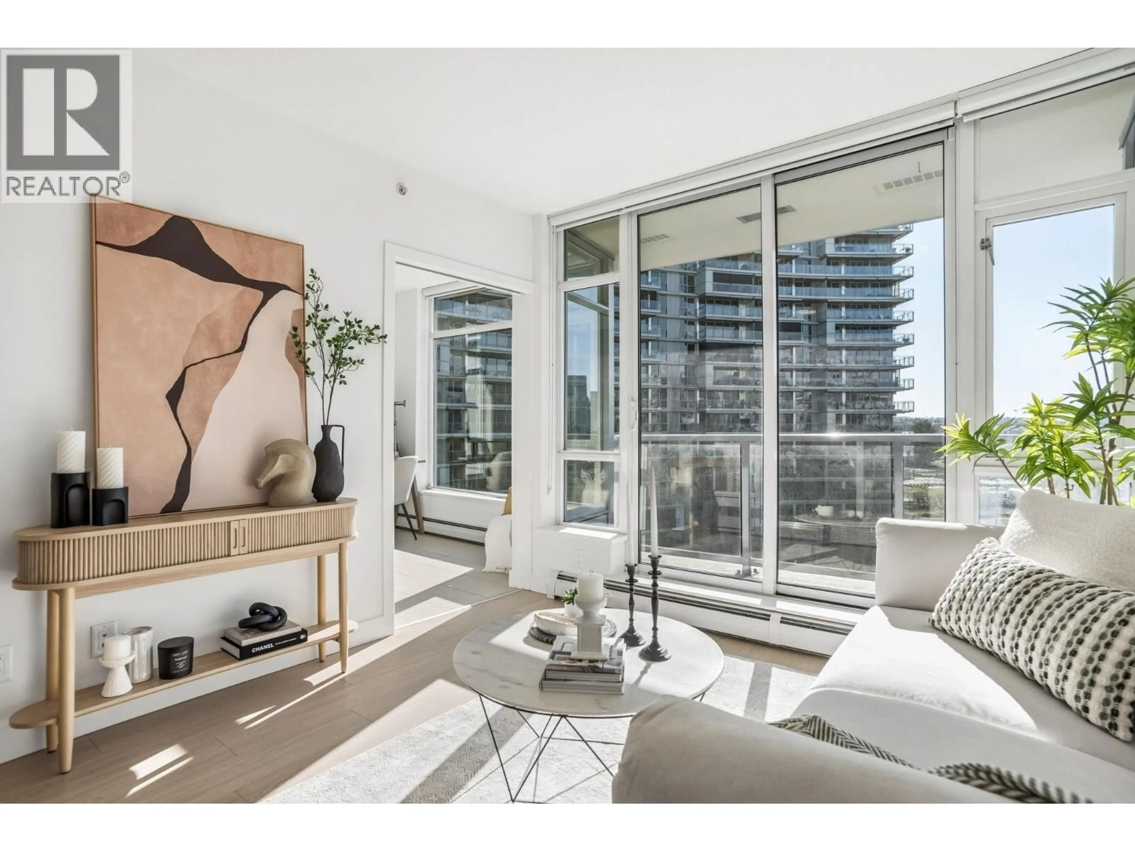 Living room with furniture, unknown for 605 - 1708 COLUMBIA STREET, Vancouver British Columbia V5Y0H7