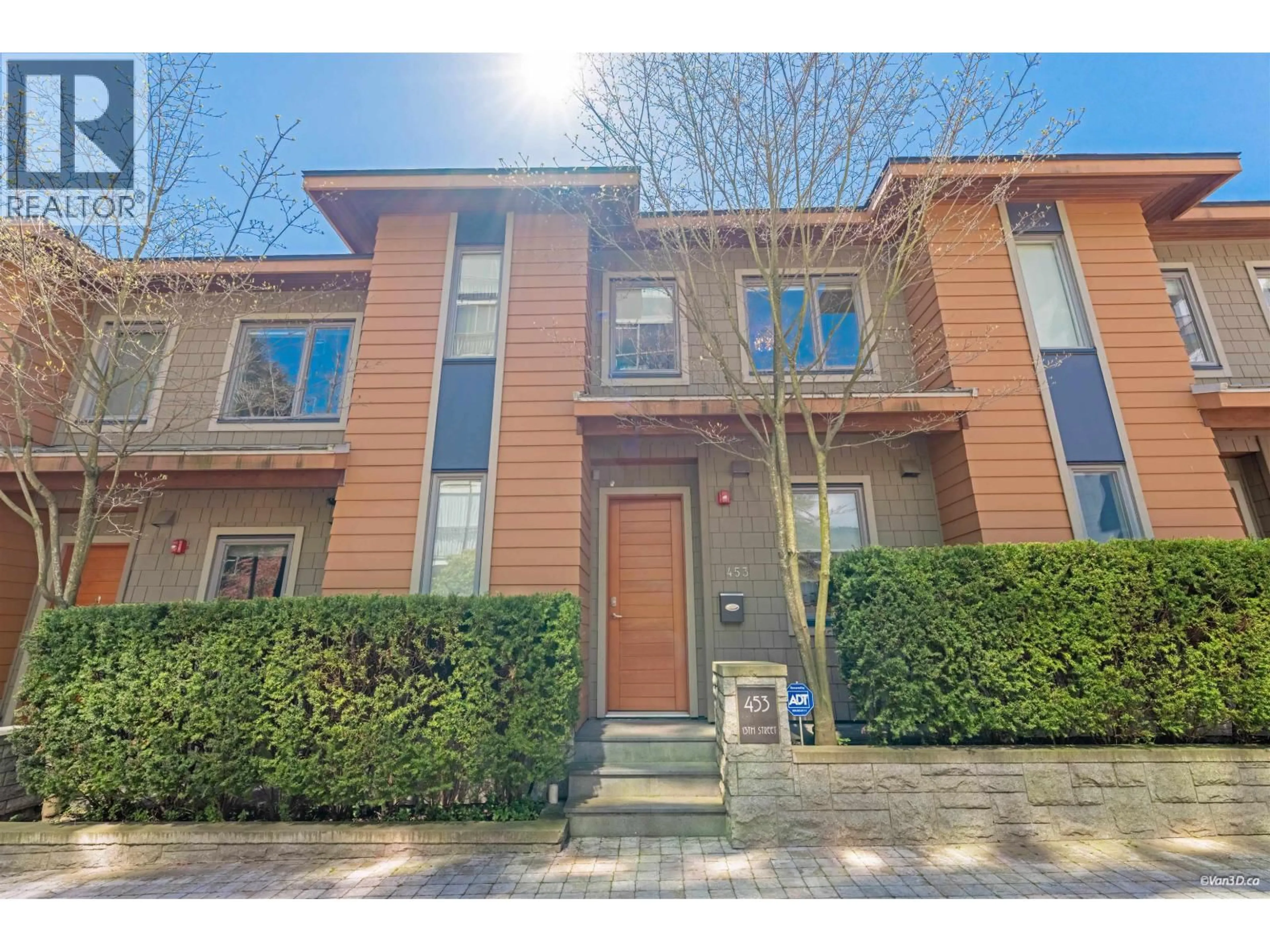 Home with brick exterior material, street for 453 13TH STREET, West Vancouver British Columbia V7T2N7