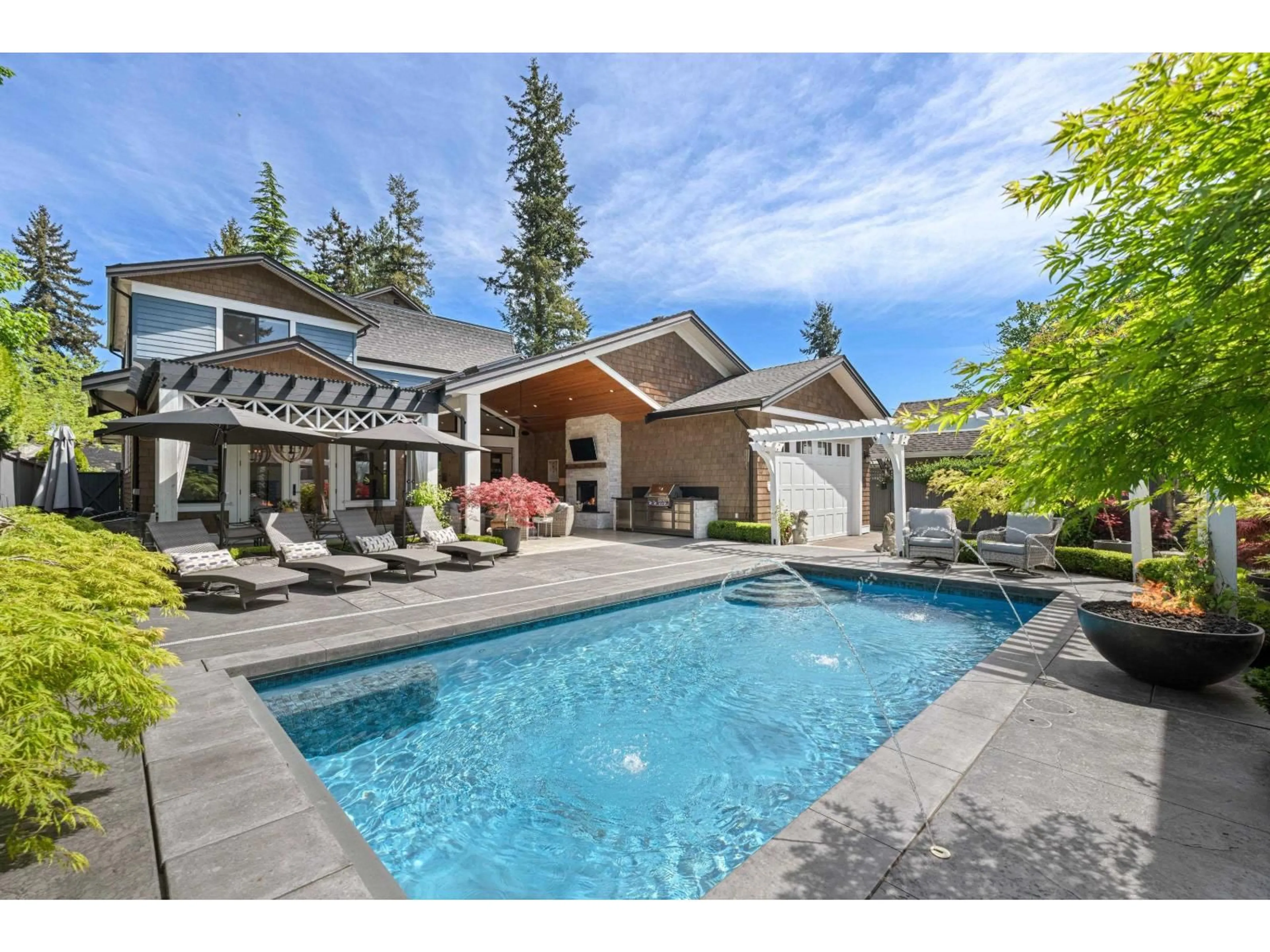 Pool for 23366 FRANCIS AVENUE, Langley British Columbia V1M2S4