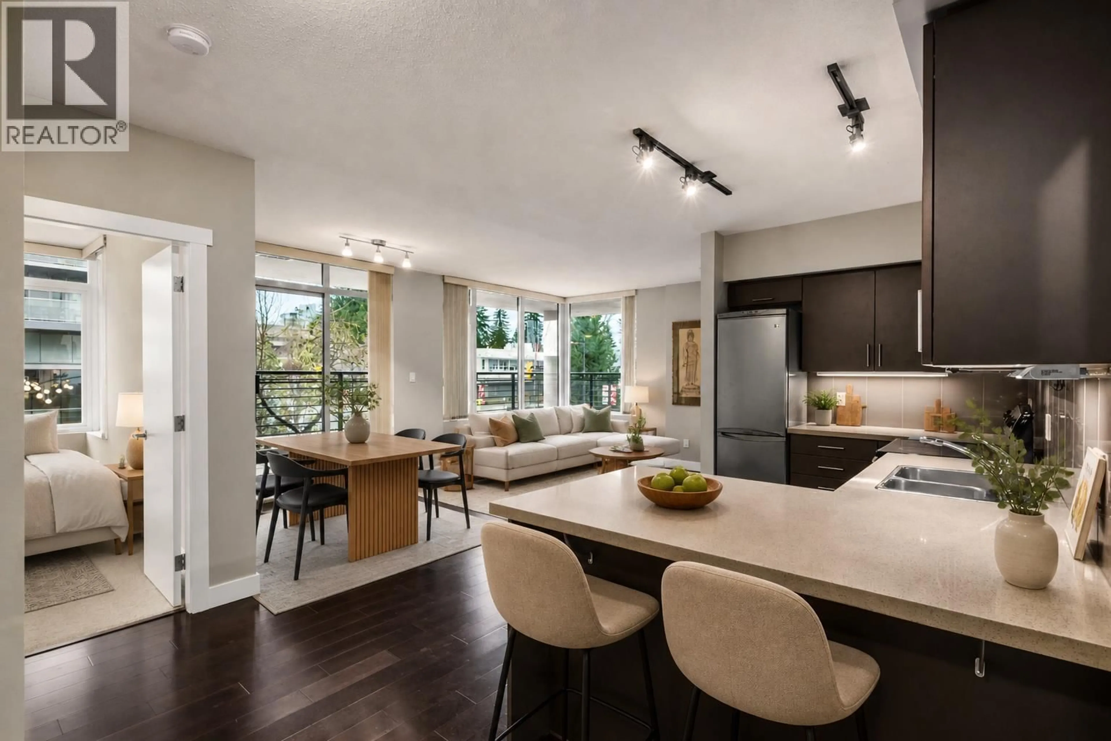 Open concept kitchen, unknown for 425 - 9009 CORNERSTONE MEWS, Burnaby British Columbia V5A0B9