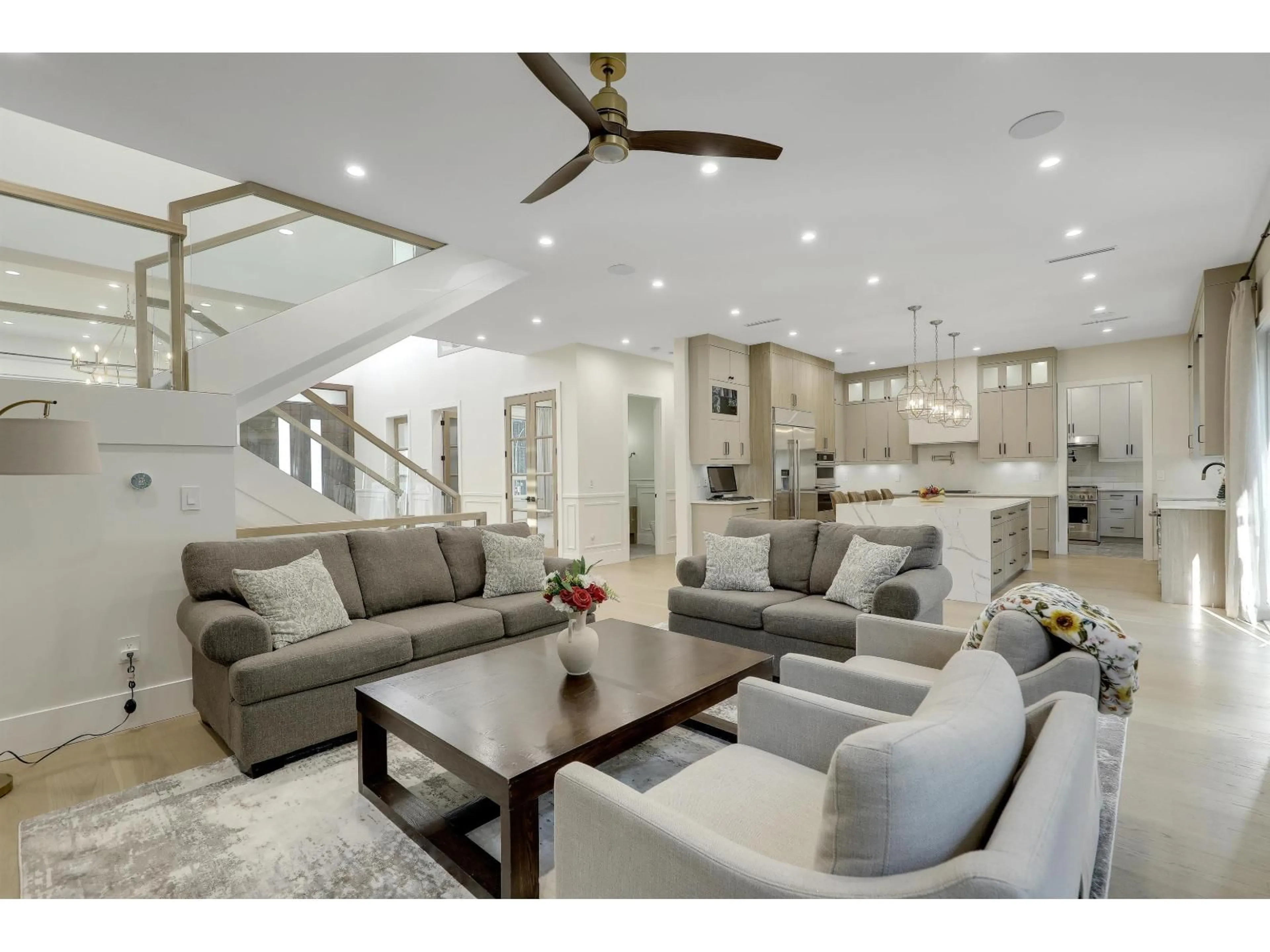 Living room with furniture, unknown for 19632 31A AVENUE, Langley British Columbia V2Z0B2