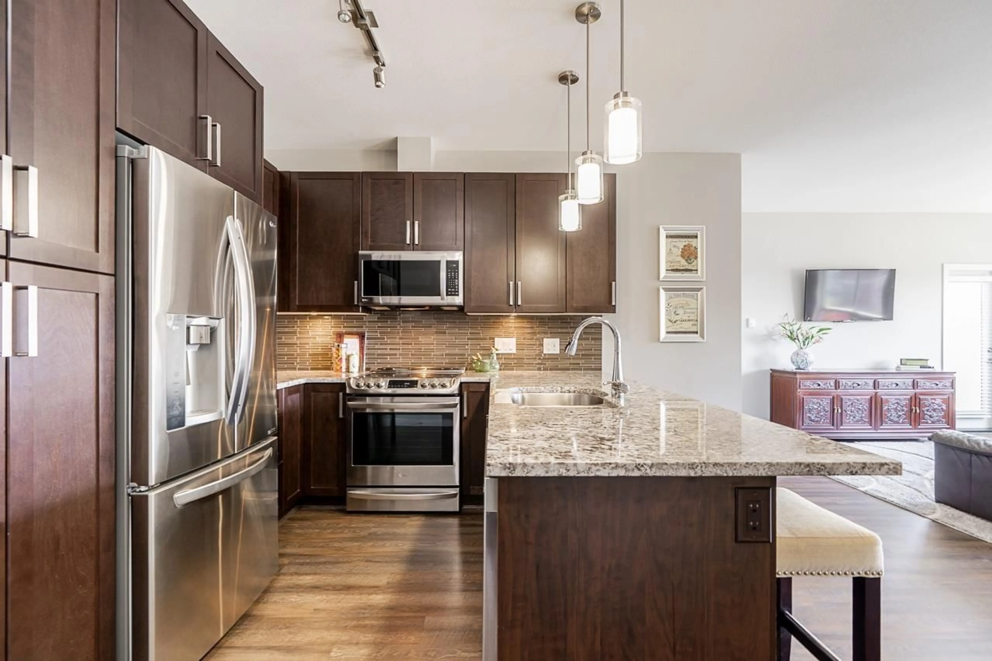 Open concept kitchen, unknown for 416 - 6470 194 STREET, Surrey British Columbia V4N6J9
