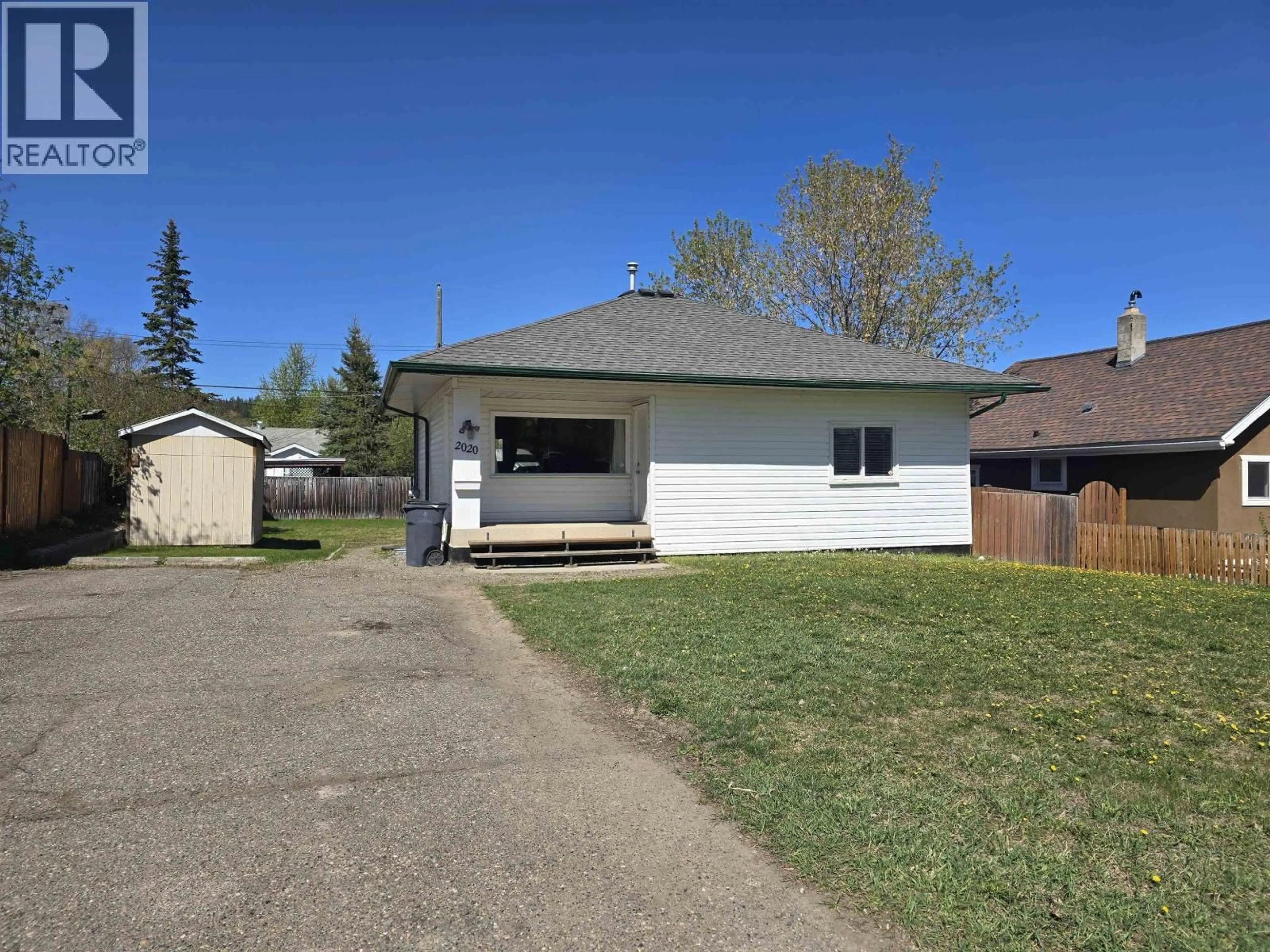 A pic from outside/outdoor area/front of a property/back of a property/a pic from drone, street for 2020 ROSS CRESCENT, Prince George British Columbia V2M1Y5