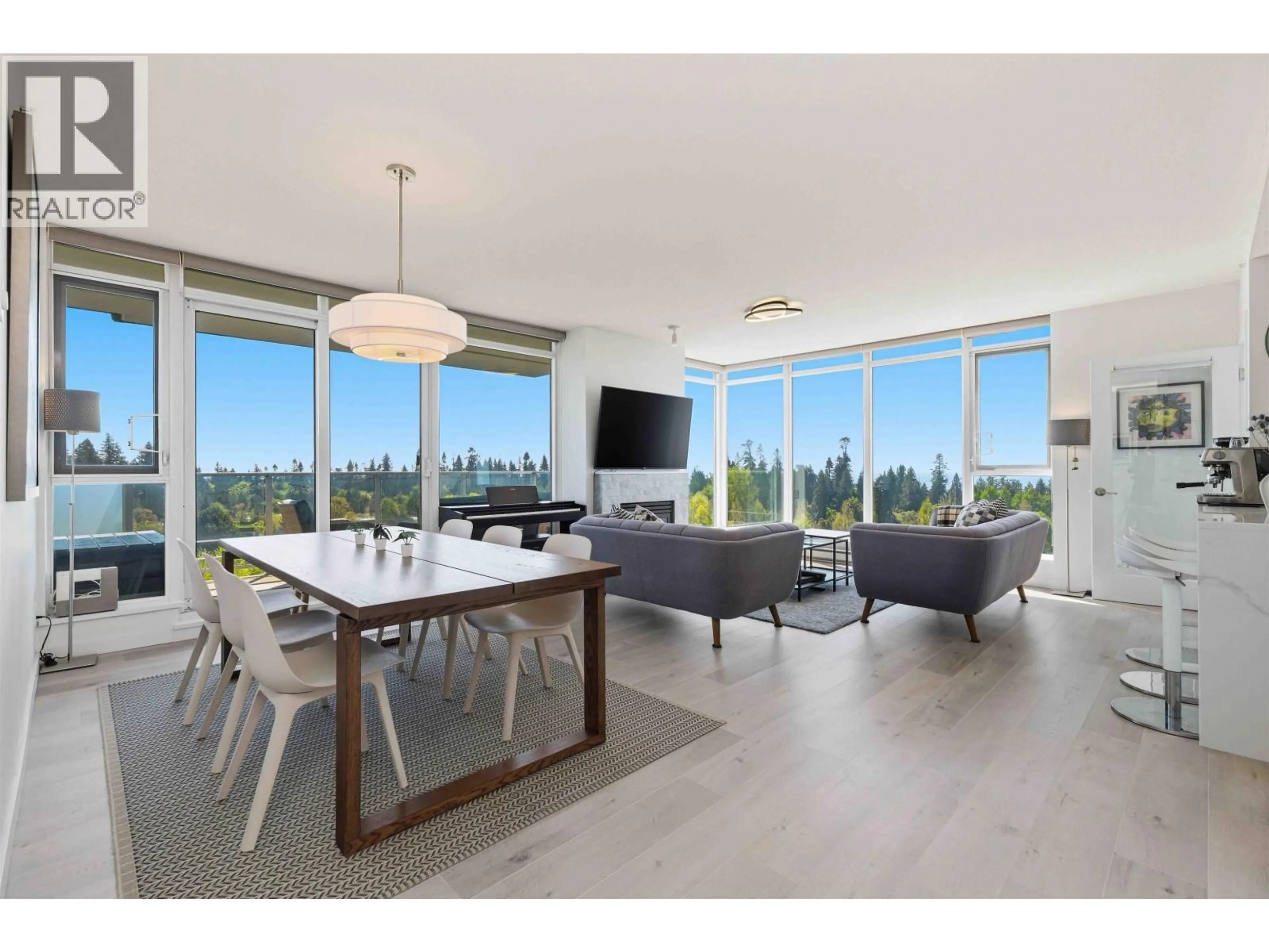 Living room with furniture, unknown for 905 - 2688 WEST MALL, Vancouver British Columbia V6T2J8