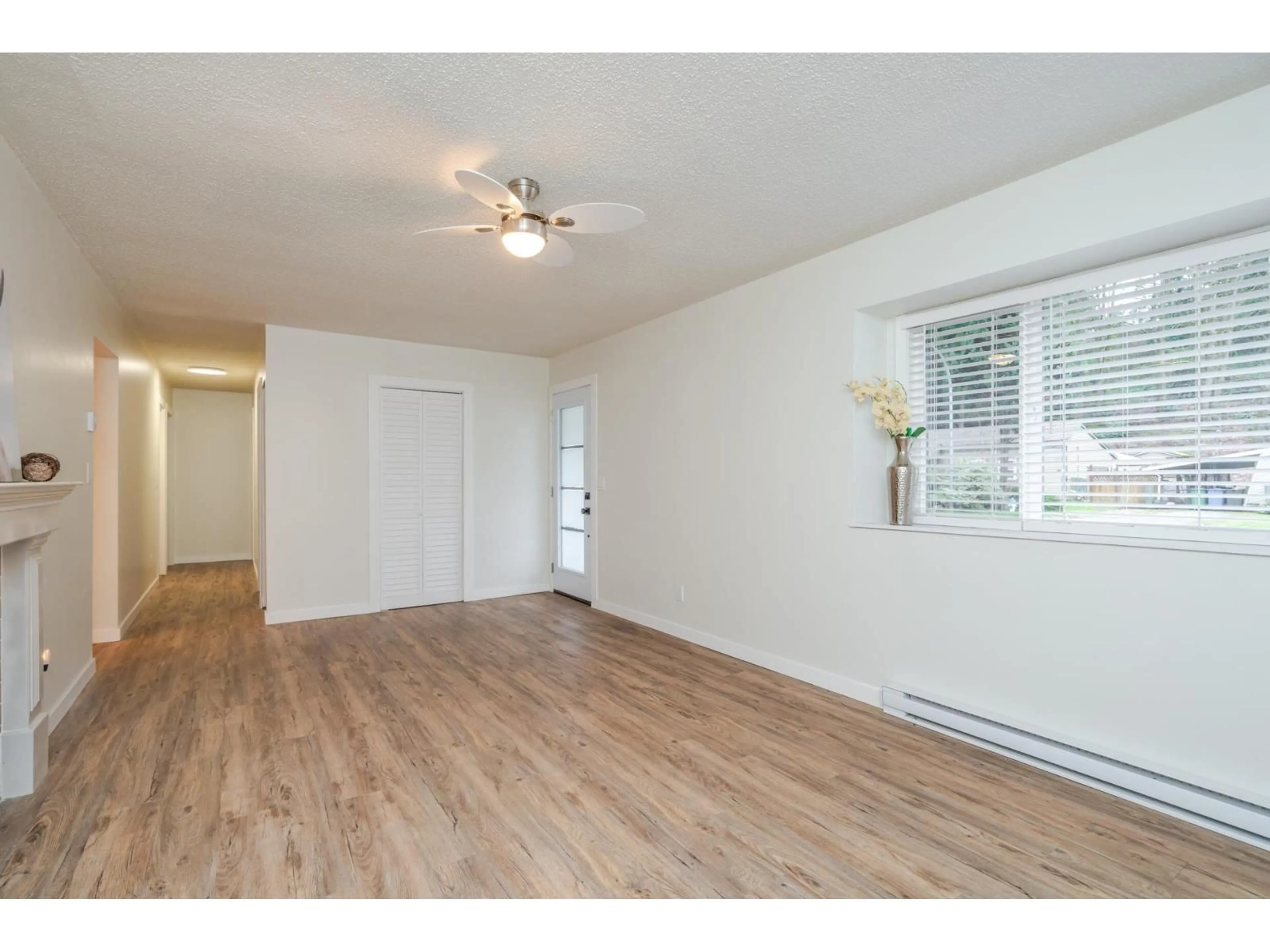A pic of a room for 34843 LABURNUM AVENUE, Abbotsford British Columbia V2S5J3