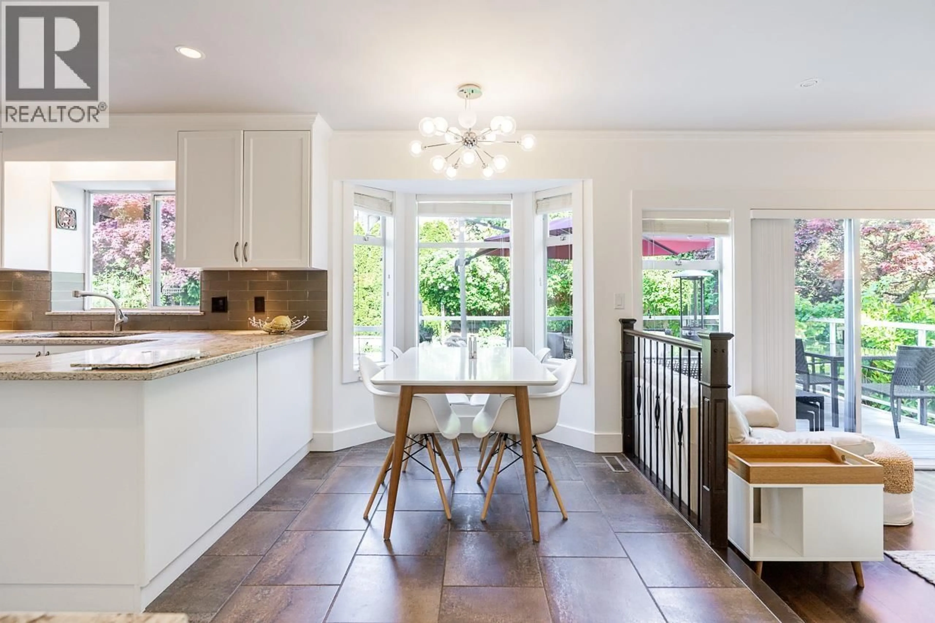 Open concept kitchen, ceramic/tile floor for 1151 CONFEDERATION DRIVE, Port Coquitlam British Columbia V3C5Y6