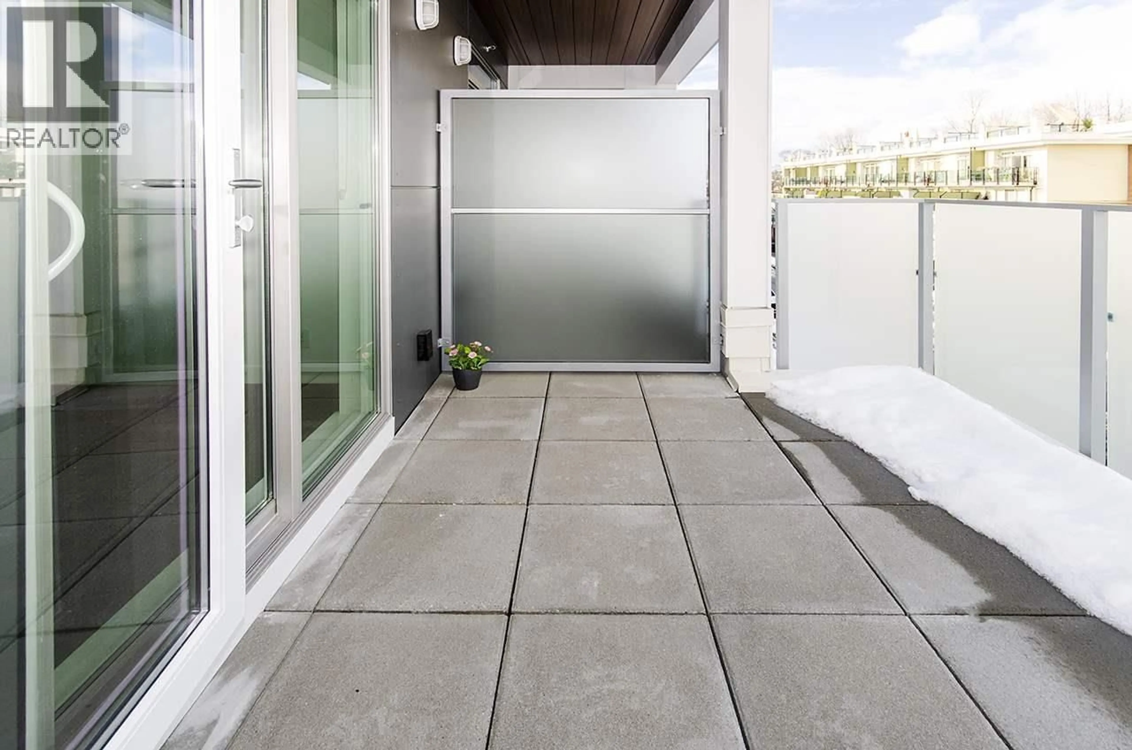 Patio, street for 315 - 711 14TH STREET, North Vancouver British Columbia V7M3E8