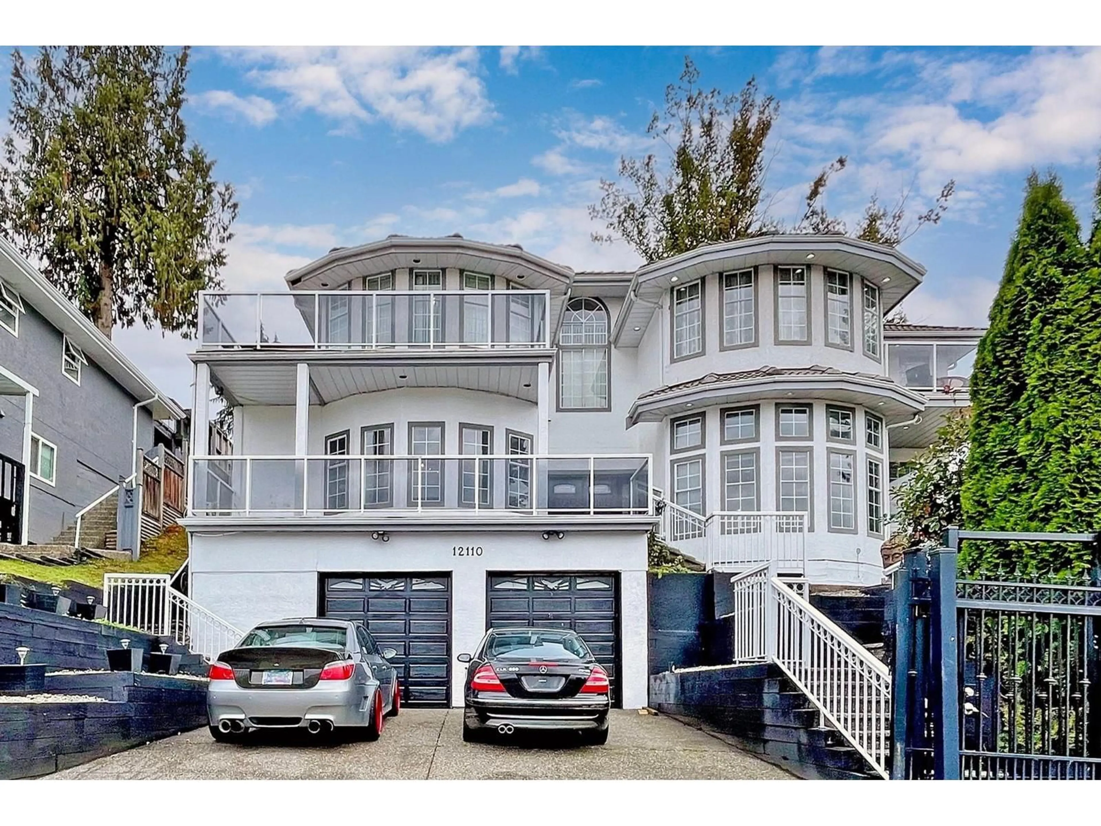 Home with vinyl exterior material, street for 12110 101B AVENUE, Surrey British Columbia V3V7X6