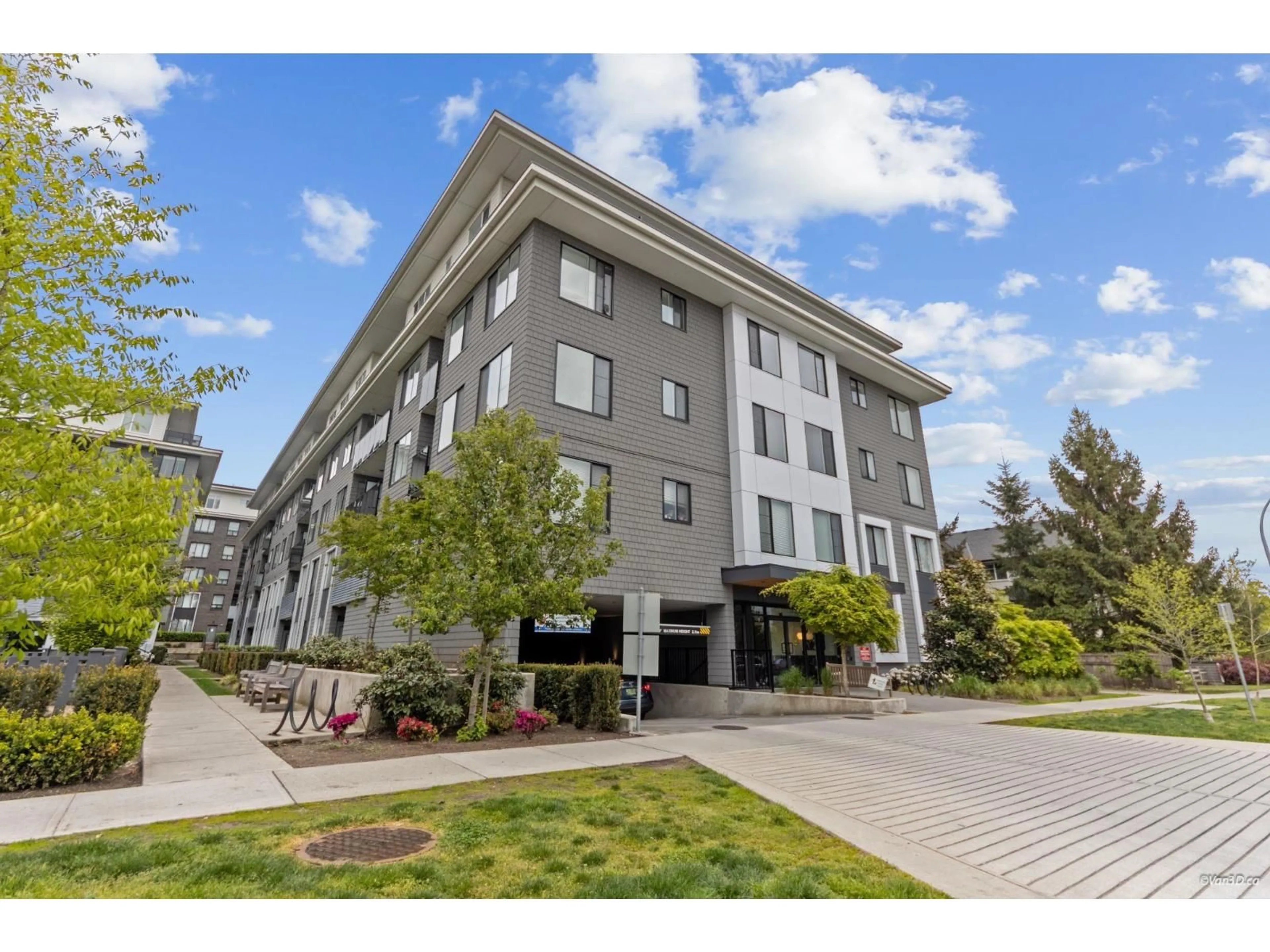 Patio, unknown for 316 - 15835 85 AVENUE, Surrey British Columbia V4N6W6