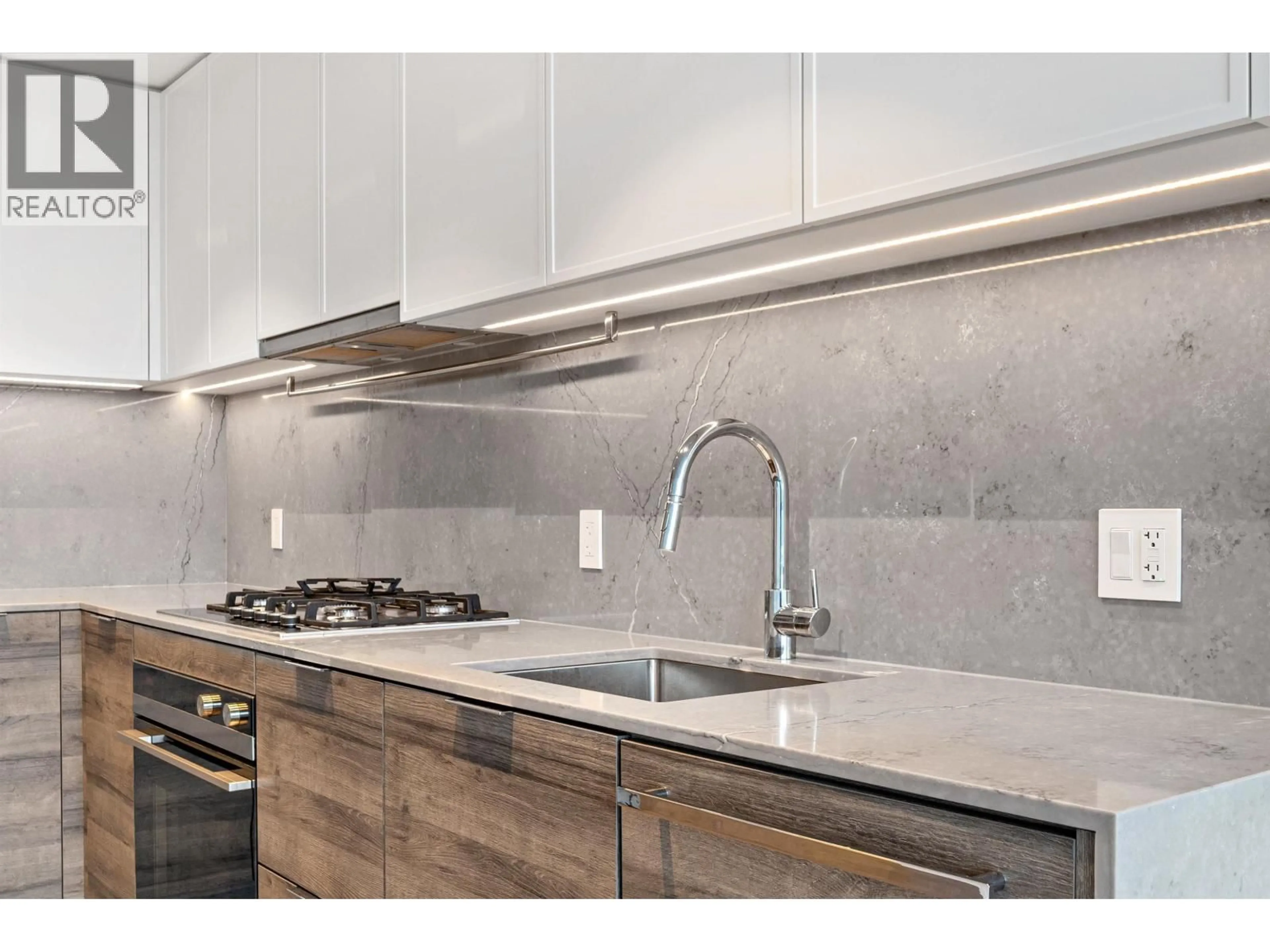 Contemporary kitchen, ceramic/tile floor for 1008 - 1045 AUSTIN AVENUE, Coquitlam British Columbia V3K0G9