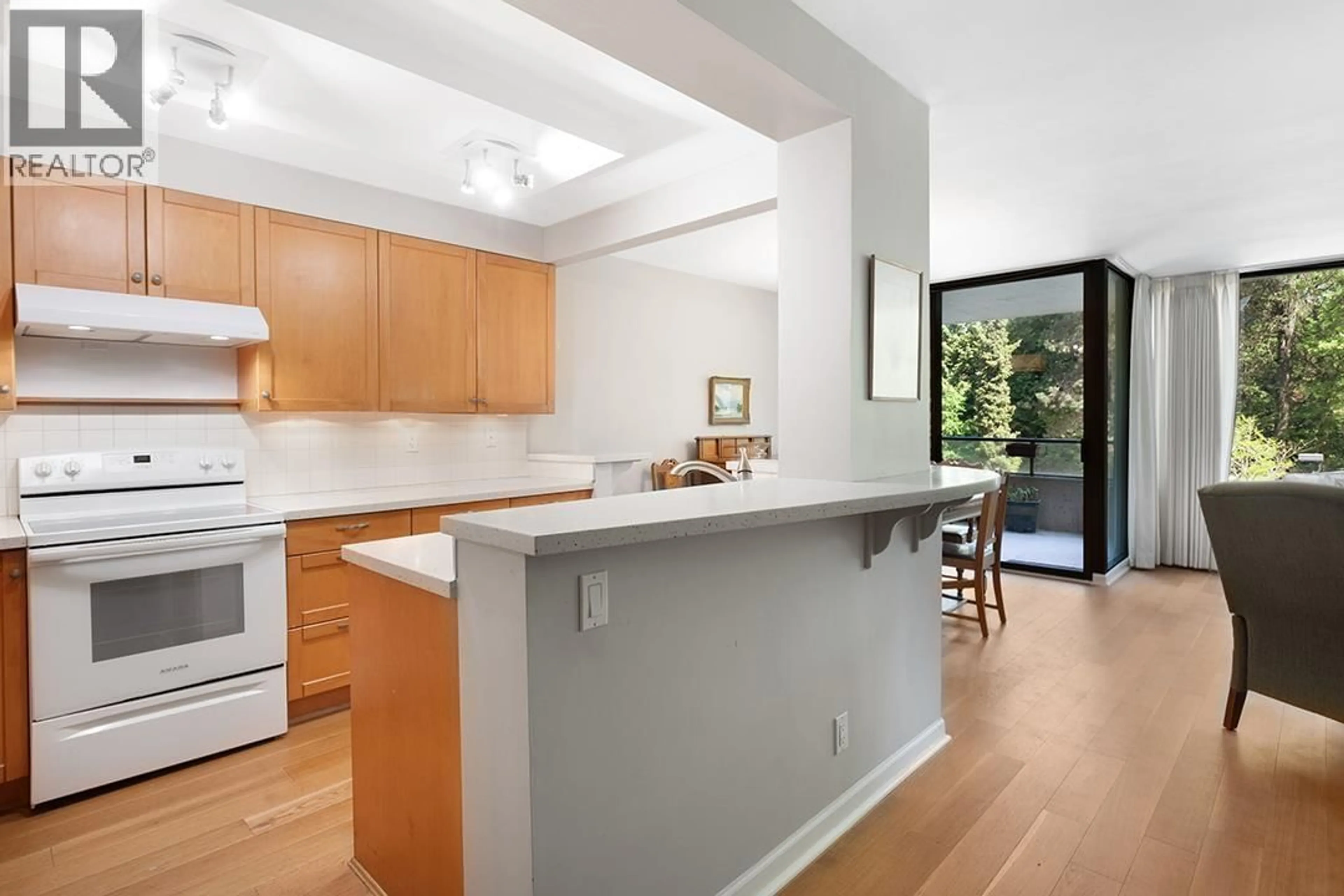 Open concept kitchen, unknown for 309 - 4101 YEW STREET, Vancouver British Columbia V6L3B7