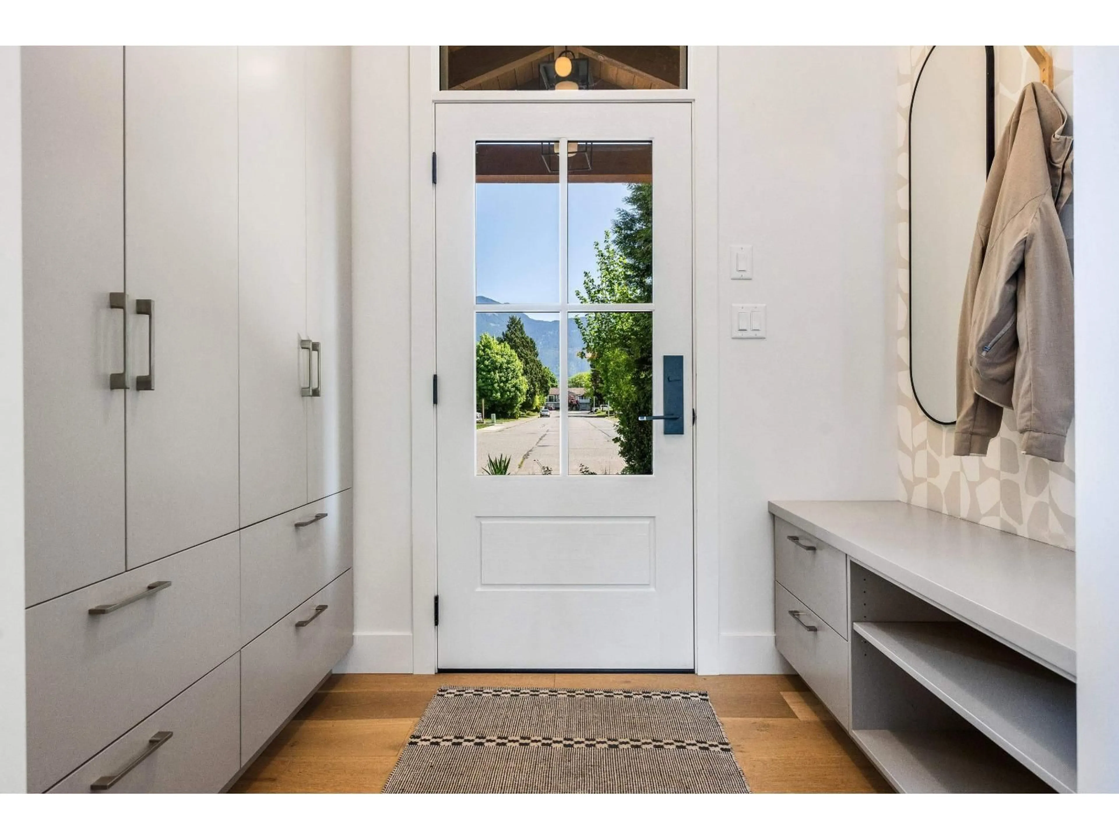 Indoor entryway for 7465 LAUREL PLACE, Agassiz British Columbia V0M1A2