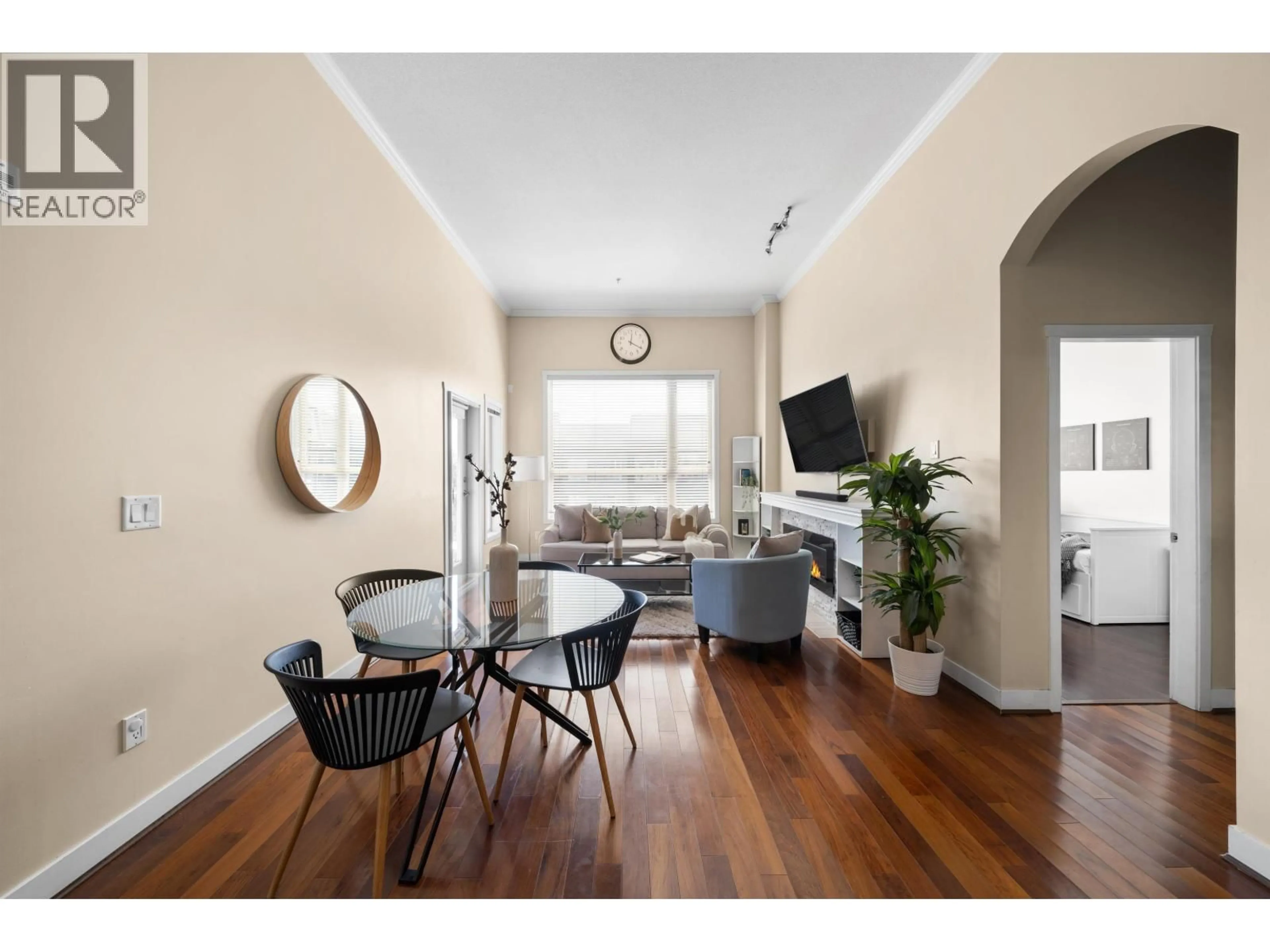 Living room with furniture, wood/laminate floor for 415 - 2628 MAPLE STREET, Port Coquitlam British Columbia V3C0E2