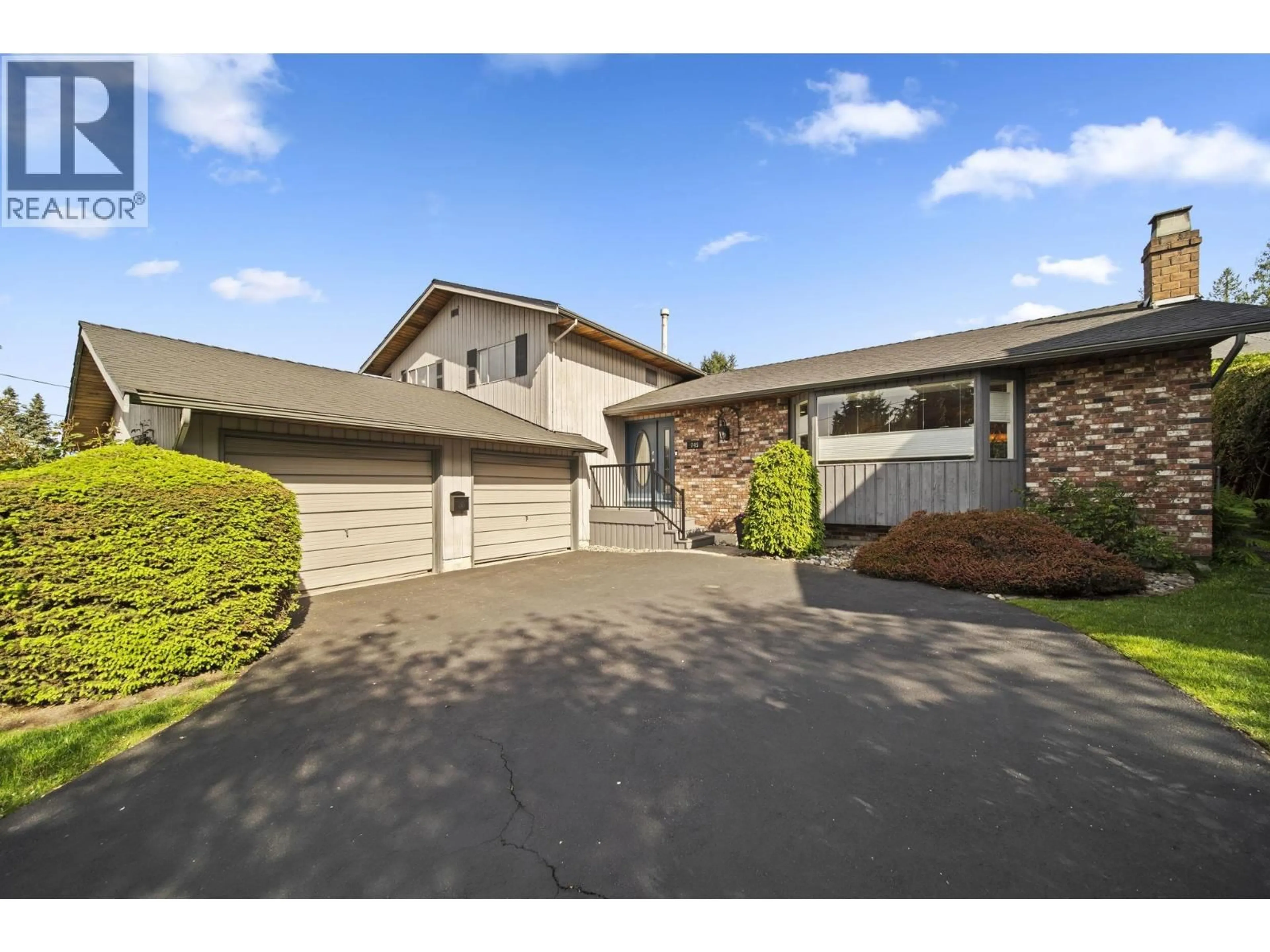 Unknown for 745 DANSEY AVENUE, Coquitlam British Columbia V3K3G4