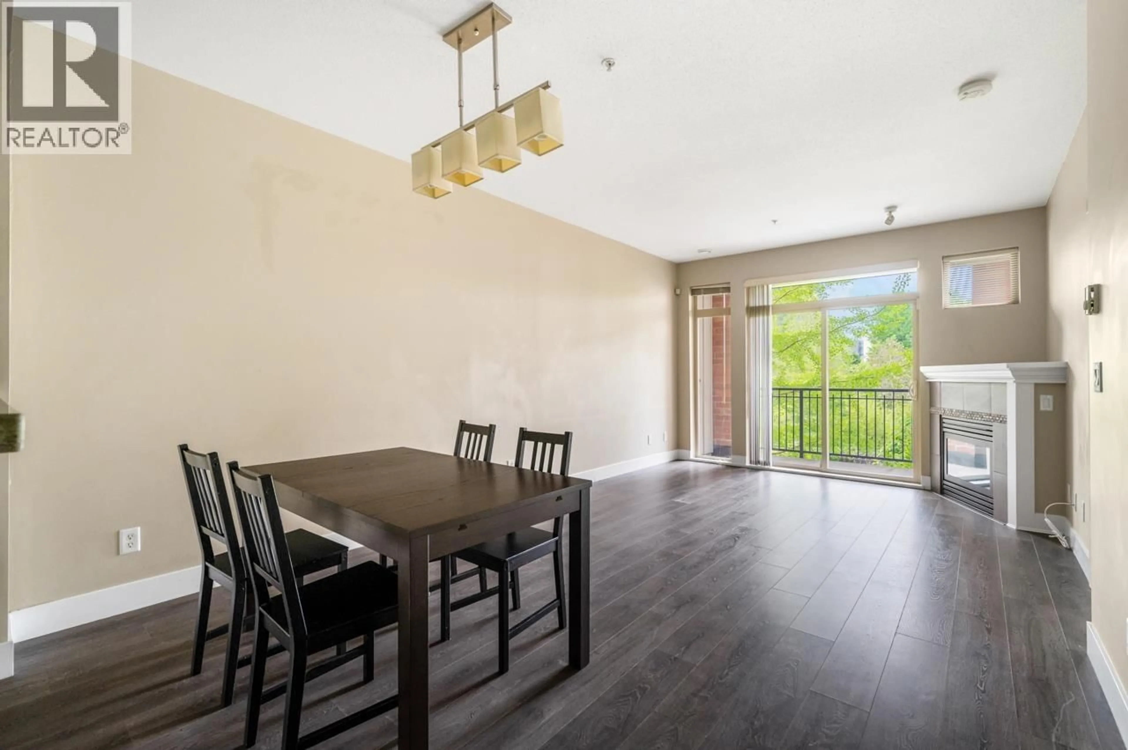 Dining room, wood/laminate floor for 320 - 2250 WESBROOK MALL, Vancouver British Columbia V6T0A6