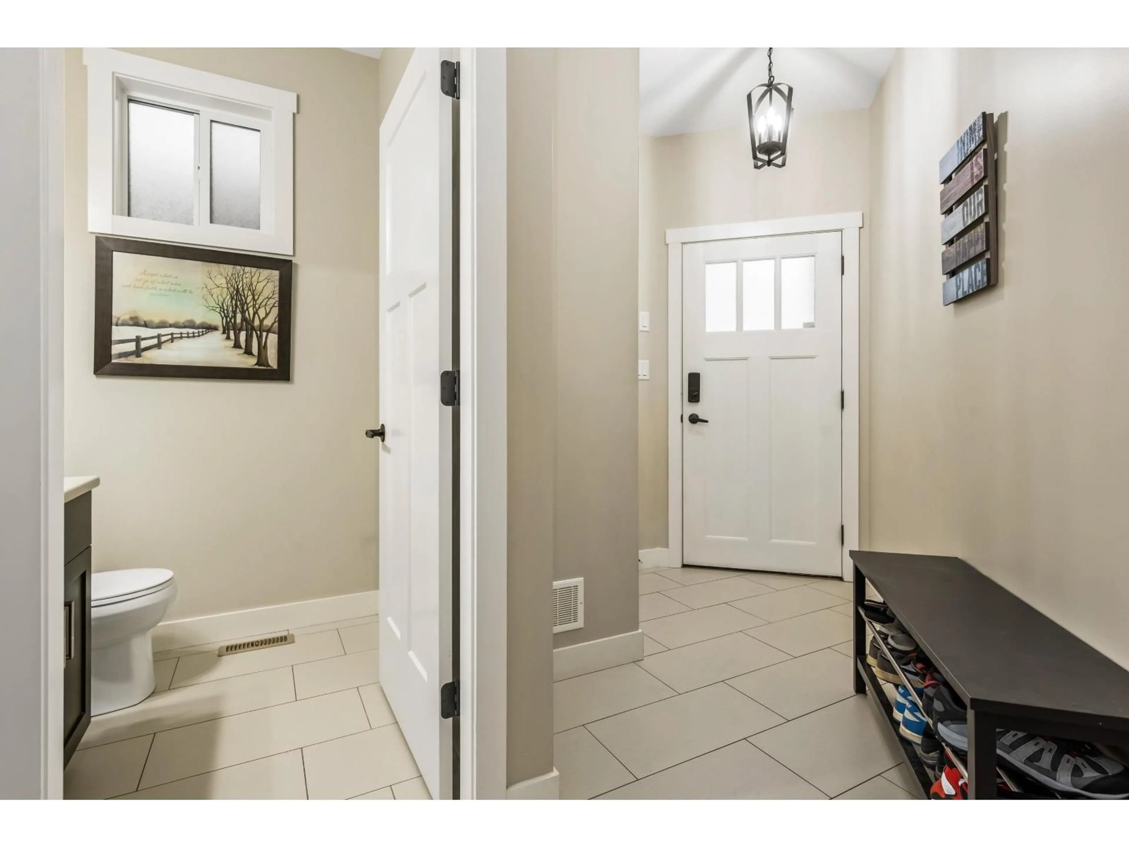Indoor entryway for 16 - 7411 MORROW ROAD, Agassiz British Columbia V0M1A2