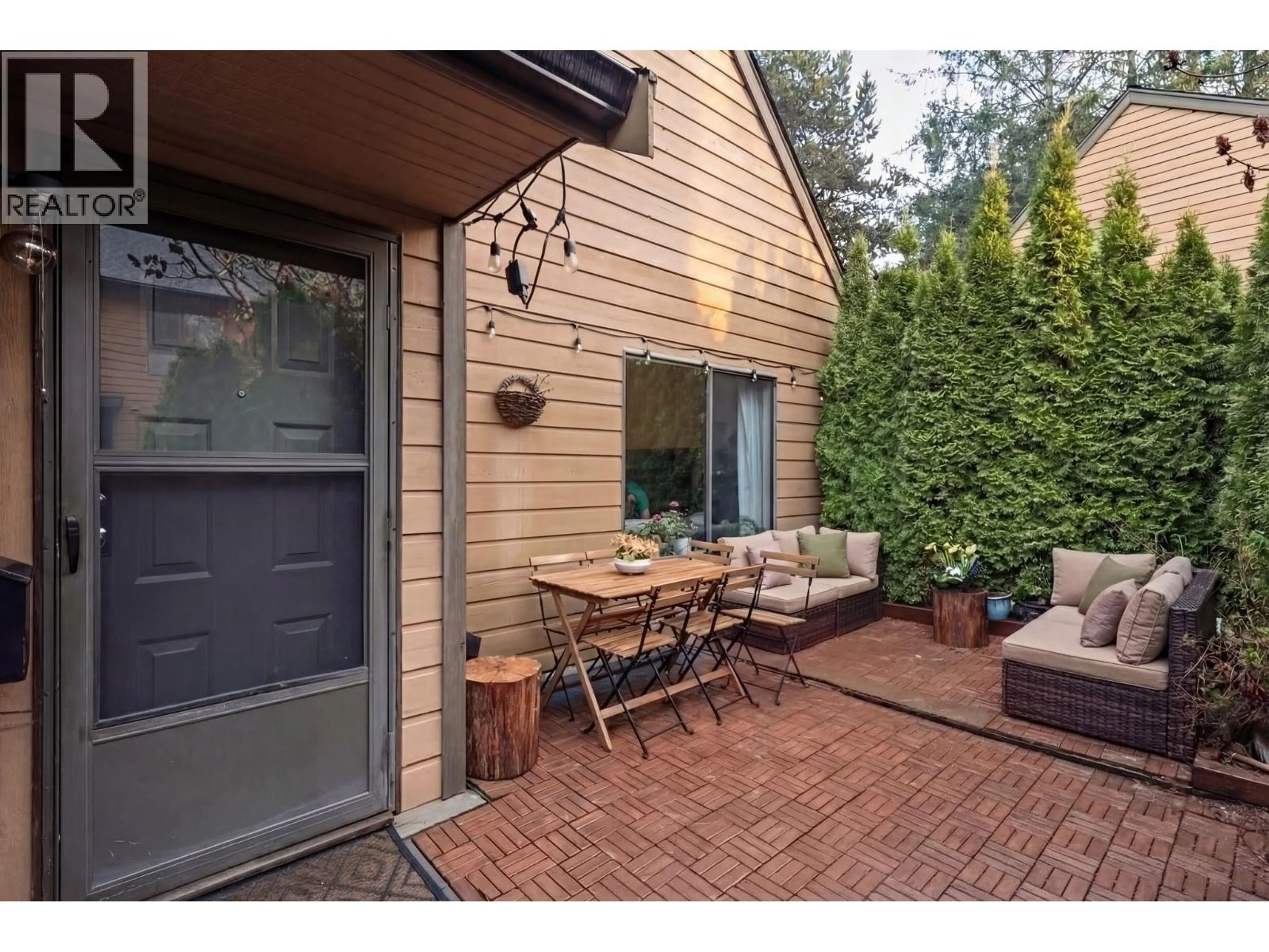 Patio, street for 9140 CENTAURUS CIRCLE, Burnaby British Columbia V3J7R1