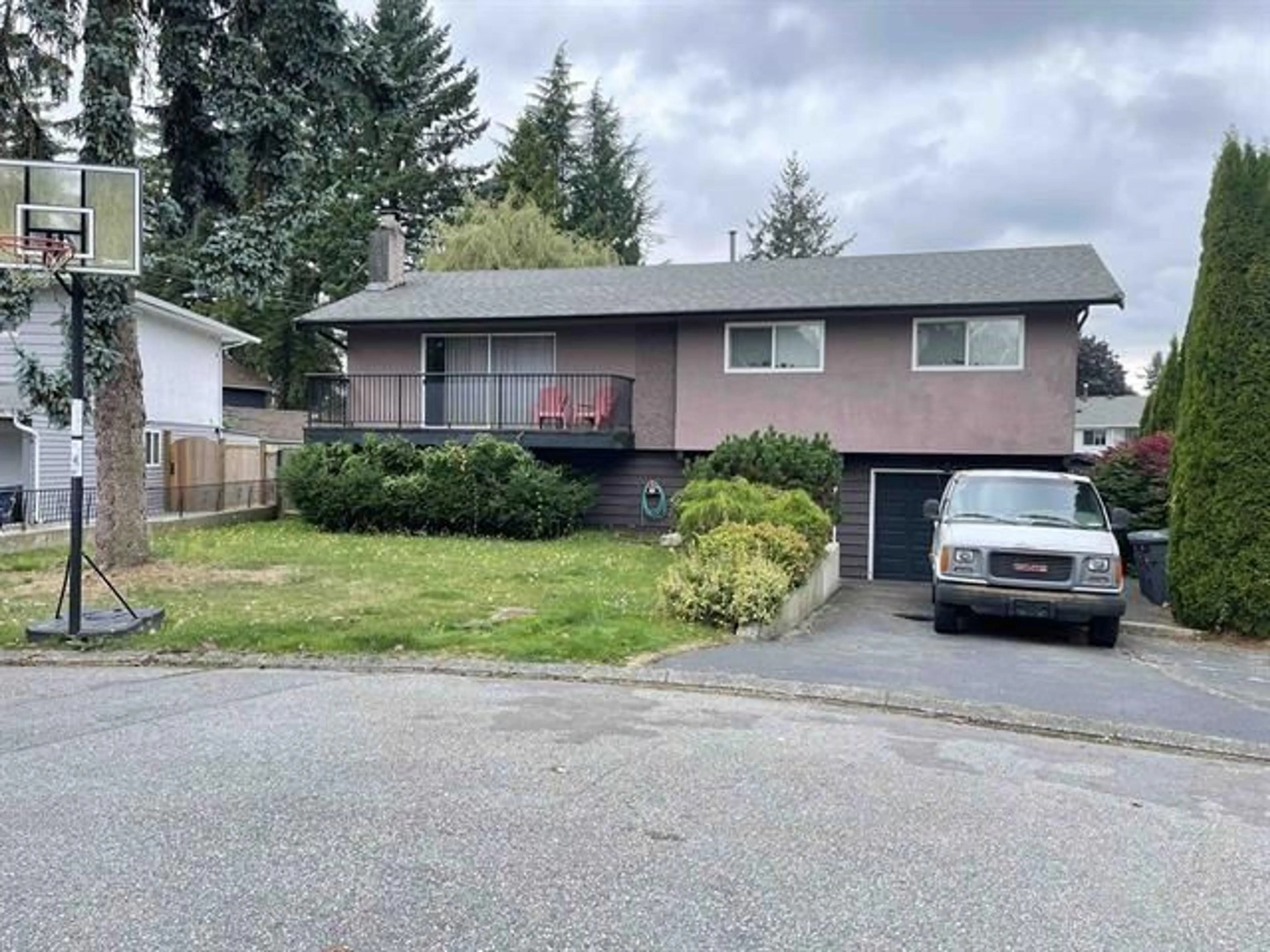 Home with vinyl exterior material, street for 10837 145 A STREET, Surrey British Columbia V3R3S2