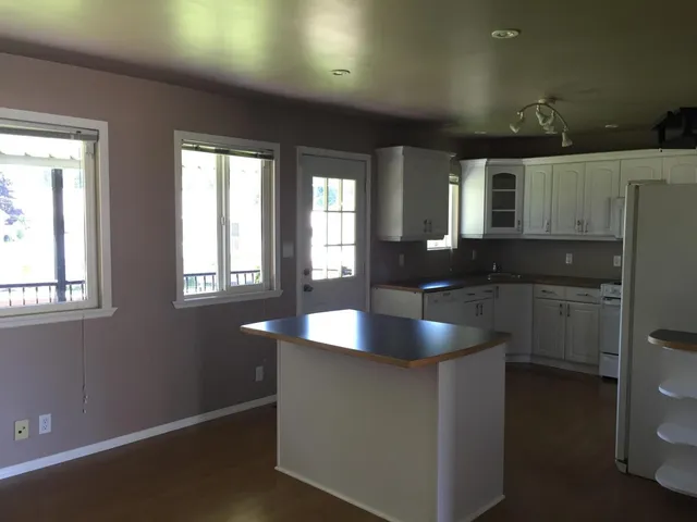 10837 145 A STREET, Surrey 4