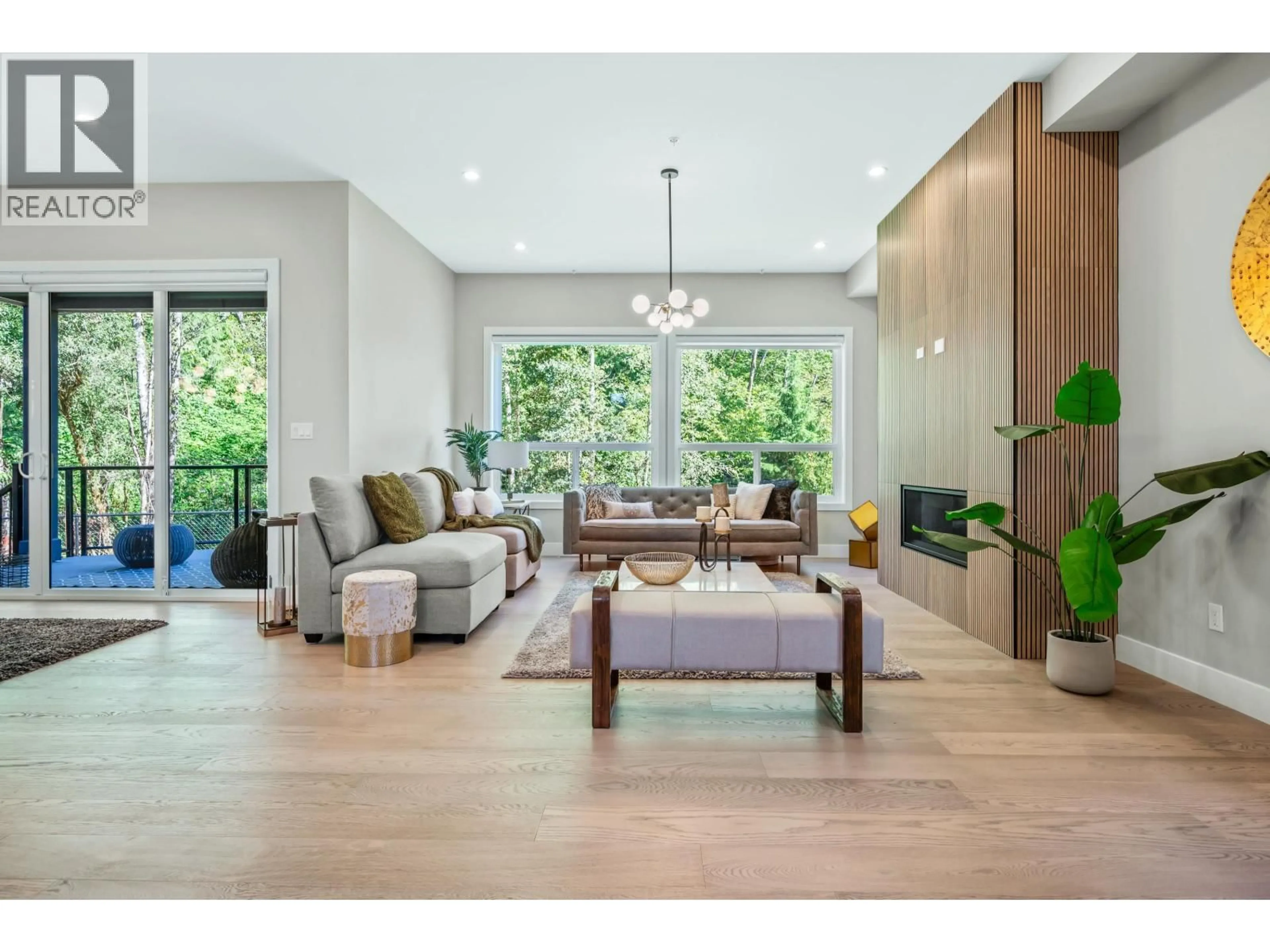 Living room with furniture, wood/laminate floor for 24461 JENEWEIN DRIVE, Maple Ridge British Columbia V2W1H8