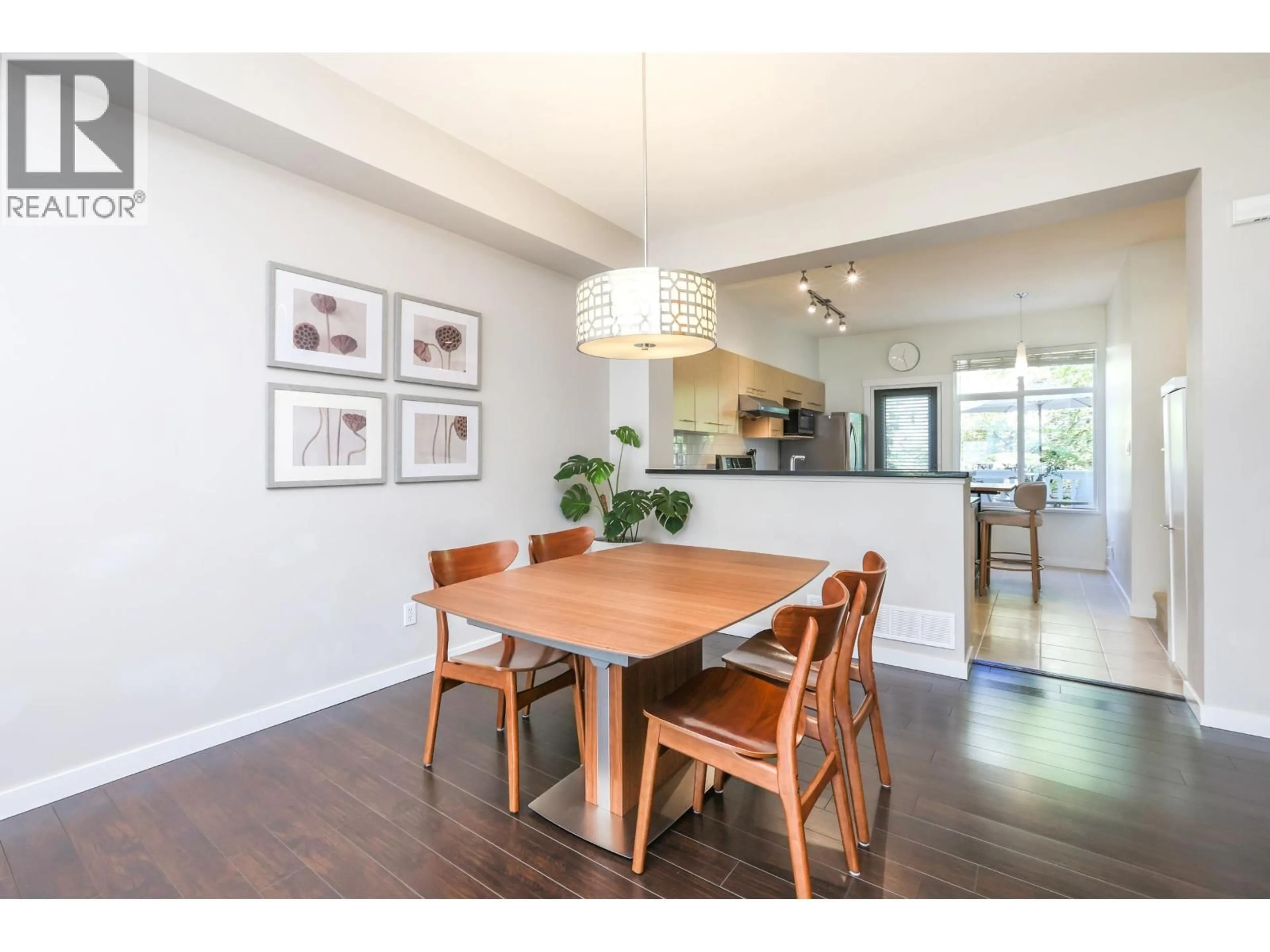 Dining room, wood/laminate floor for 32 - 9133 SILLS AVENUE, Richmond British Columbia V6Y4H6