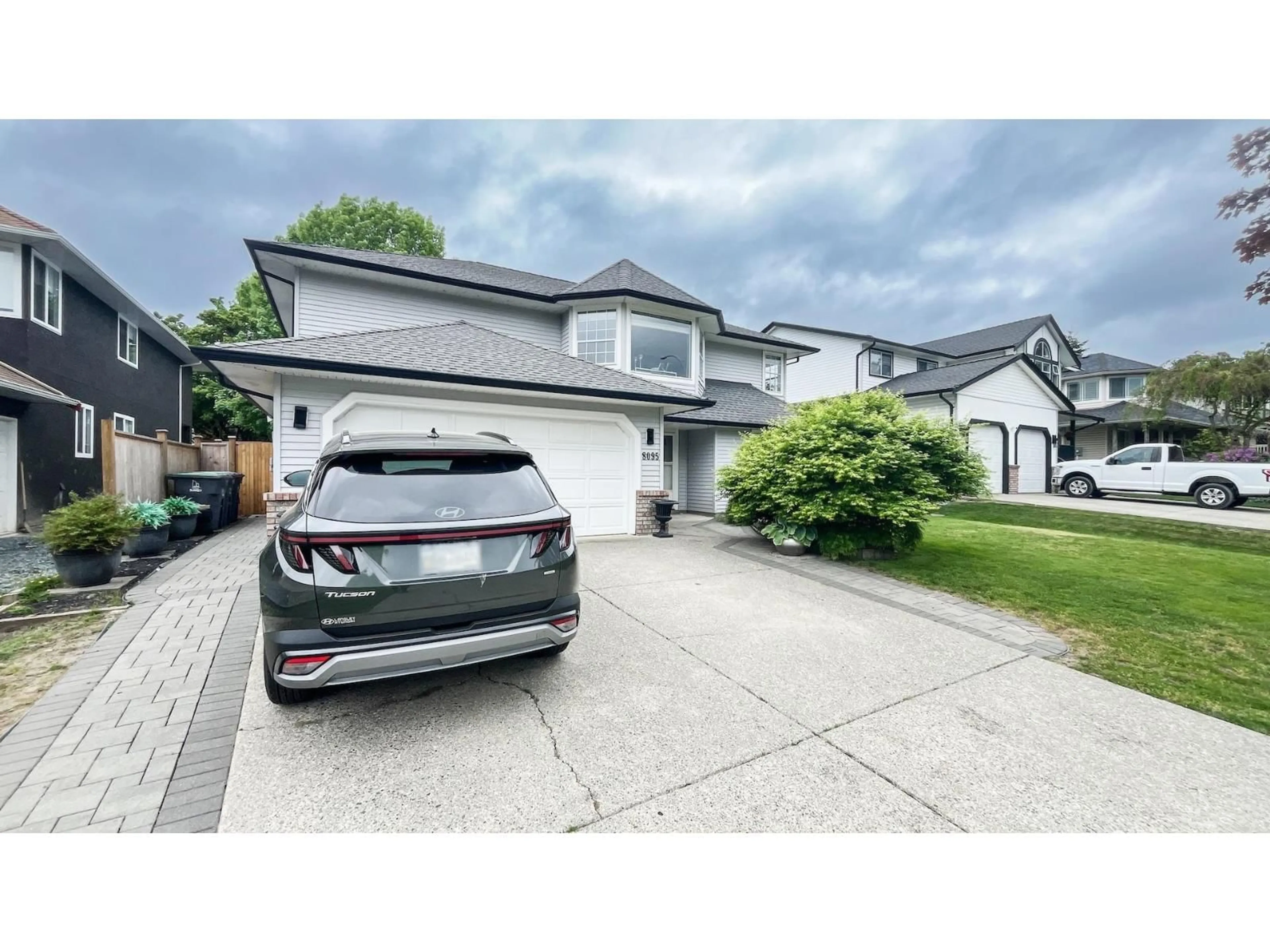 A pic from outside/outdoor area/front of a property/back of a property/a pic from drone, street for 8095 158 STREET, Surrey British Columbia V4N0S6
