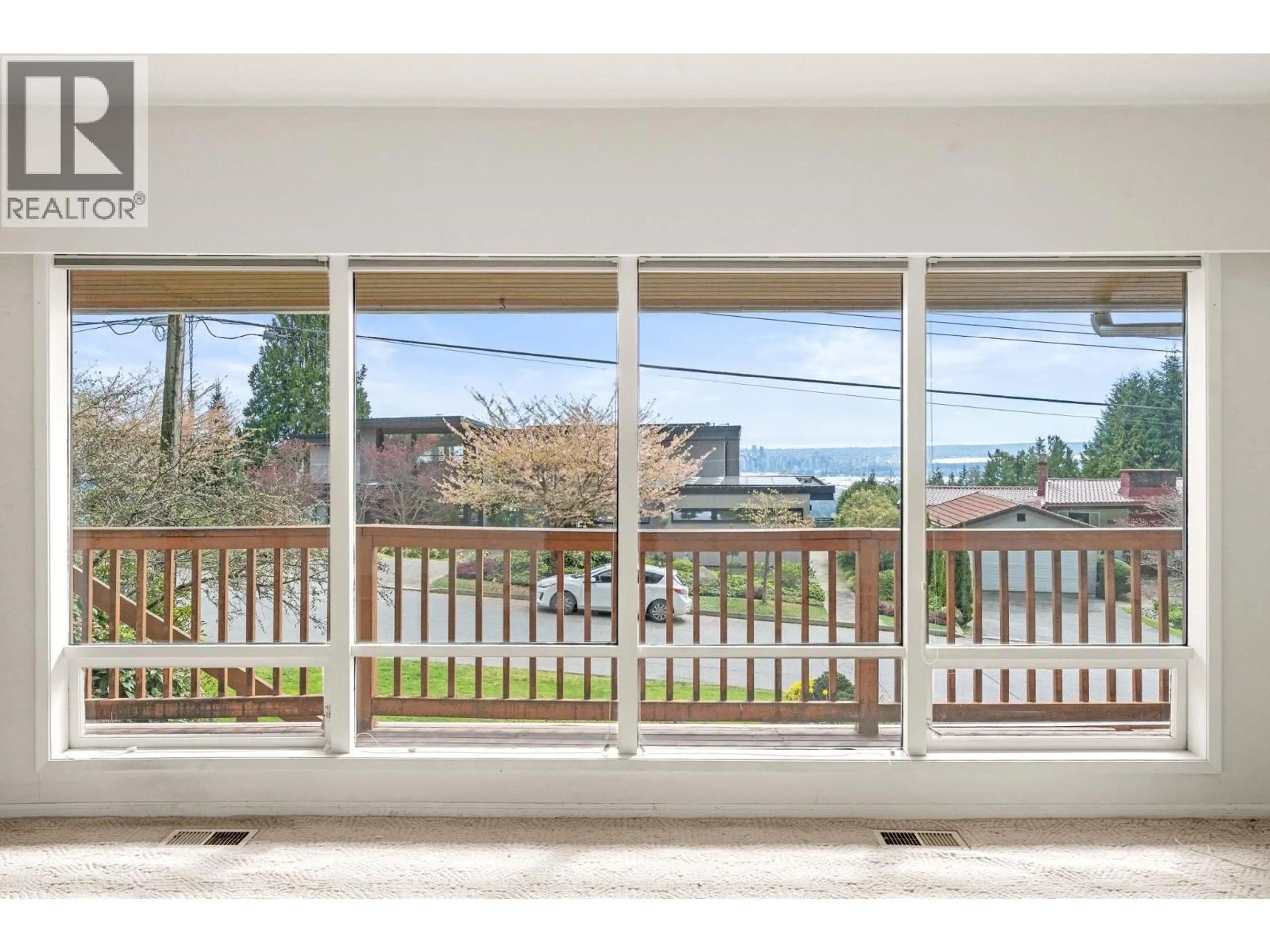 Unknown for 234 RONDOVAL CRESCENT, North Vancouver British Columbia V7N2W7