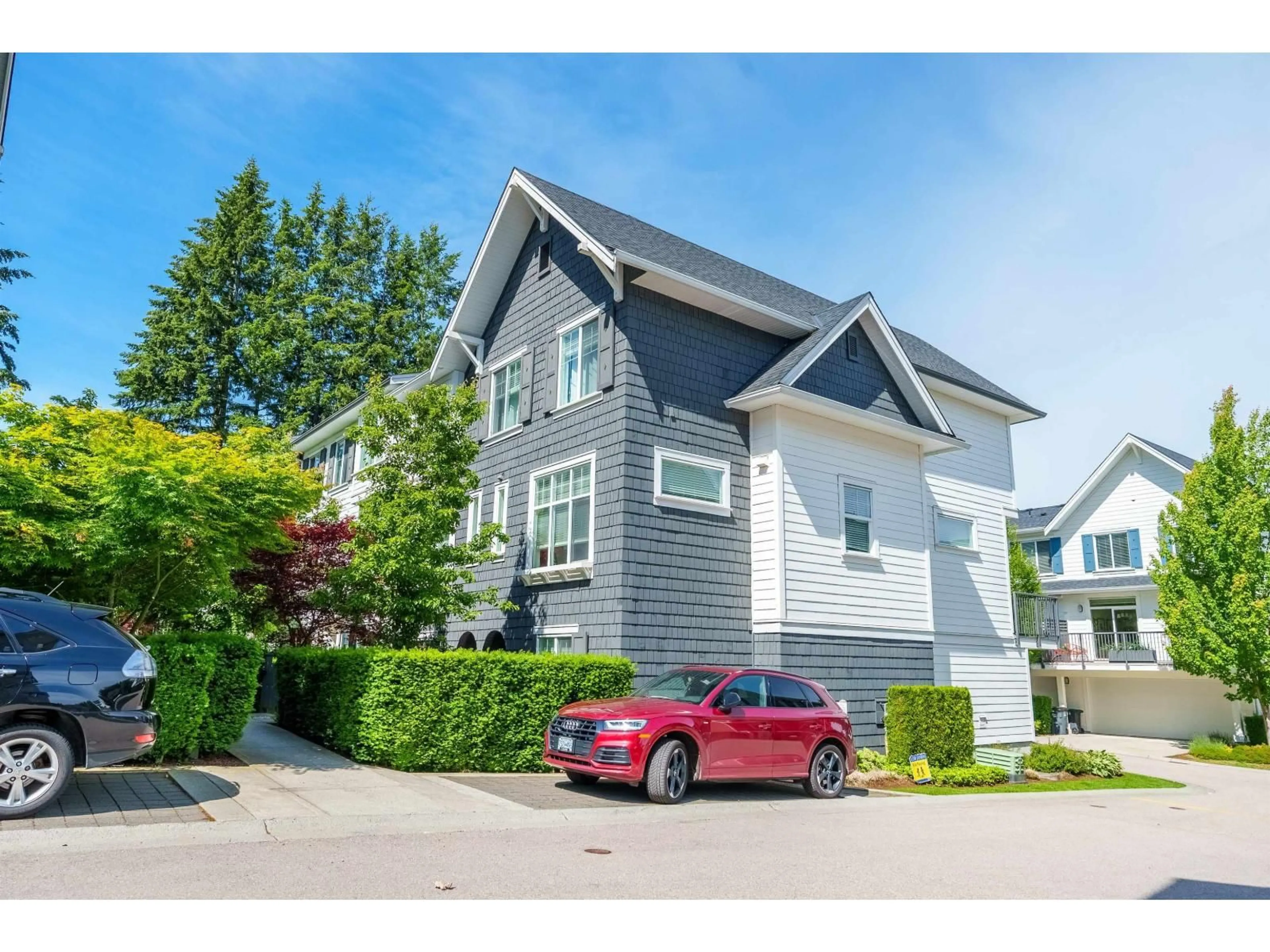 Home with vinyl exterior material, street for 30 - 15268 28 AVENUE, Surrey British Columbia V4P0E8