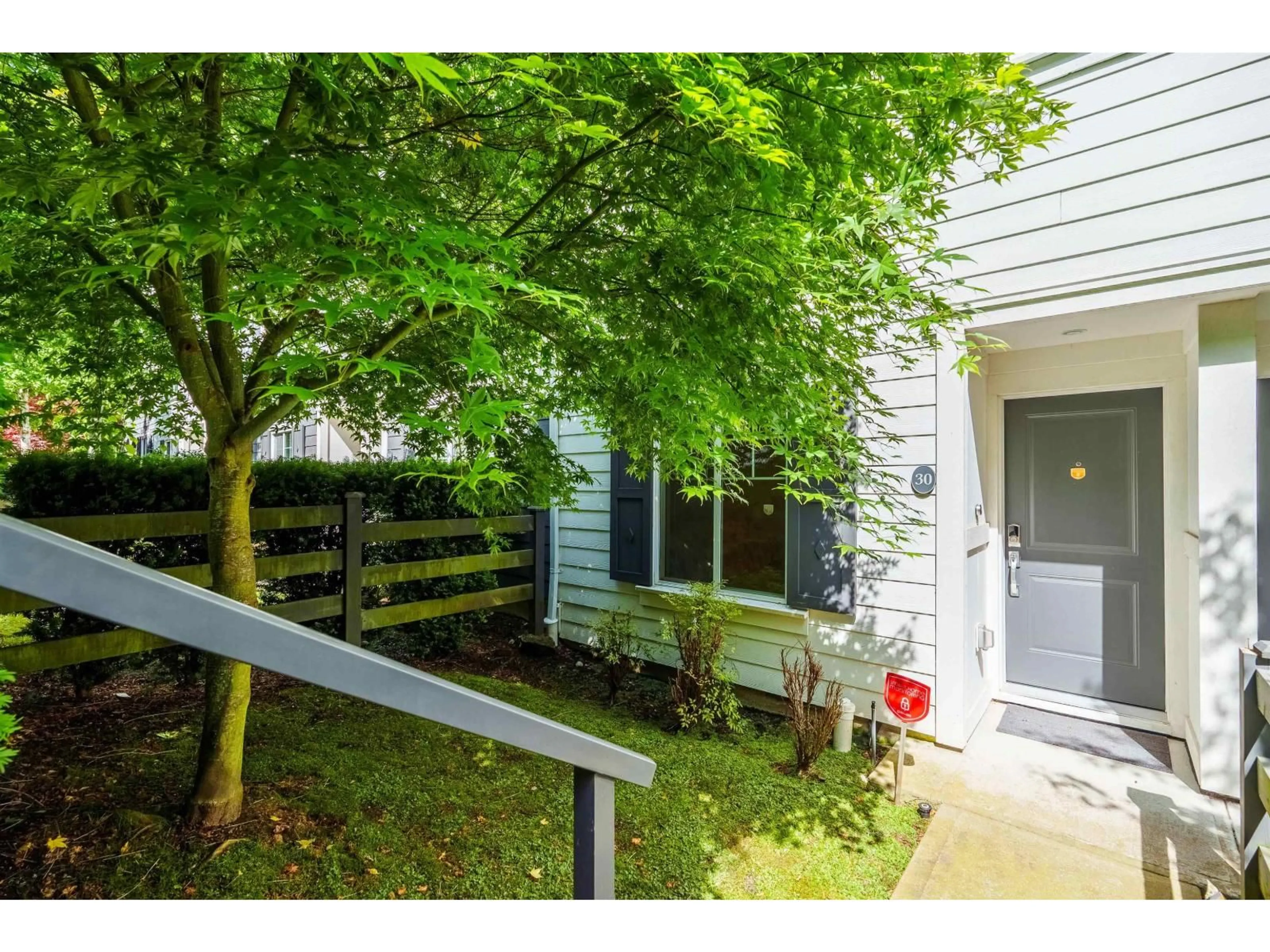 Unknown for 30 - 15268 28 AVENUE, Surrey British Columbia V4P0E8