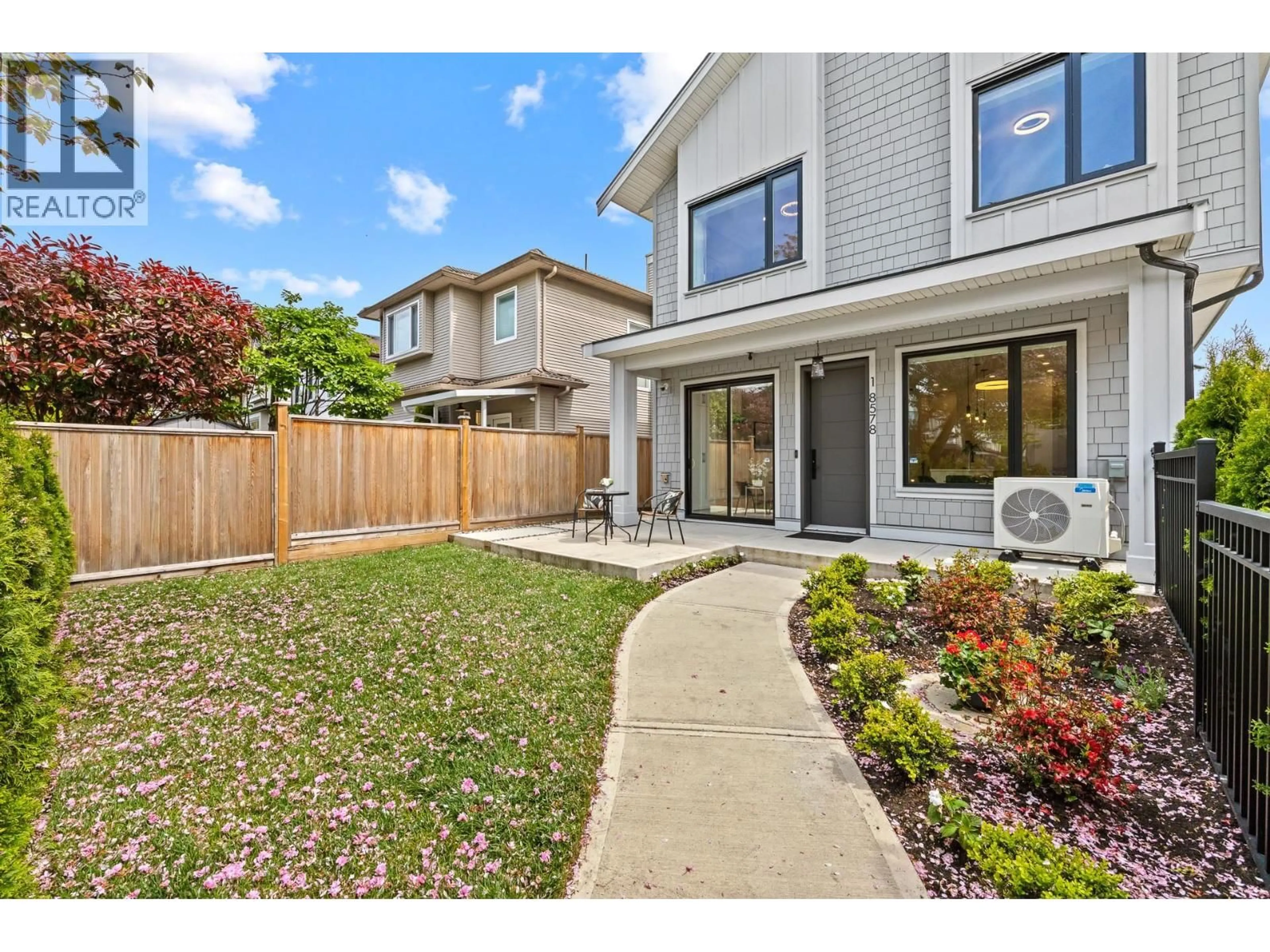 Unknown for 8578 CARTIER STREET, Vancouver British Columbia V6P4T8
