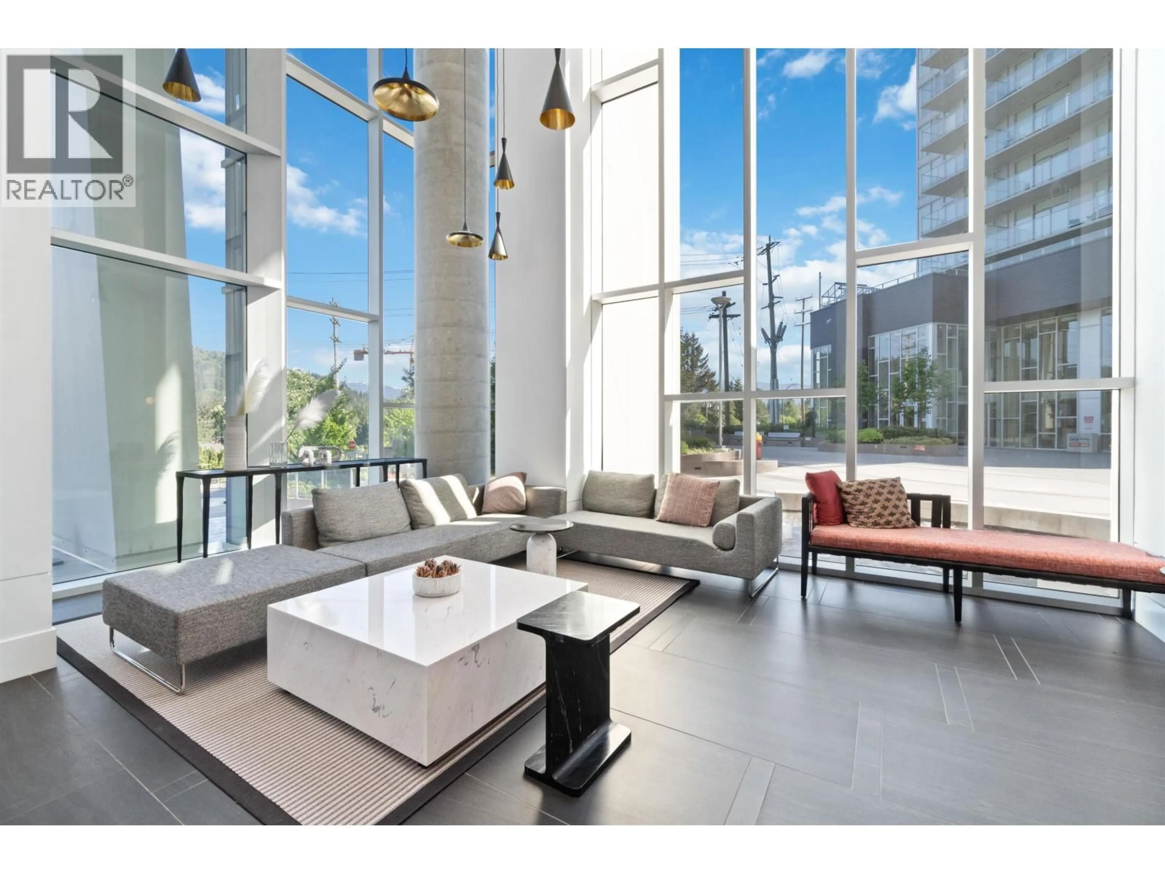 Lobby for 907 - 567 CLARKE ROAD, Coquitlam British Columbia V3J0K7